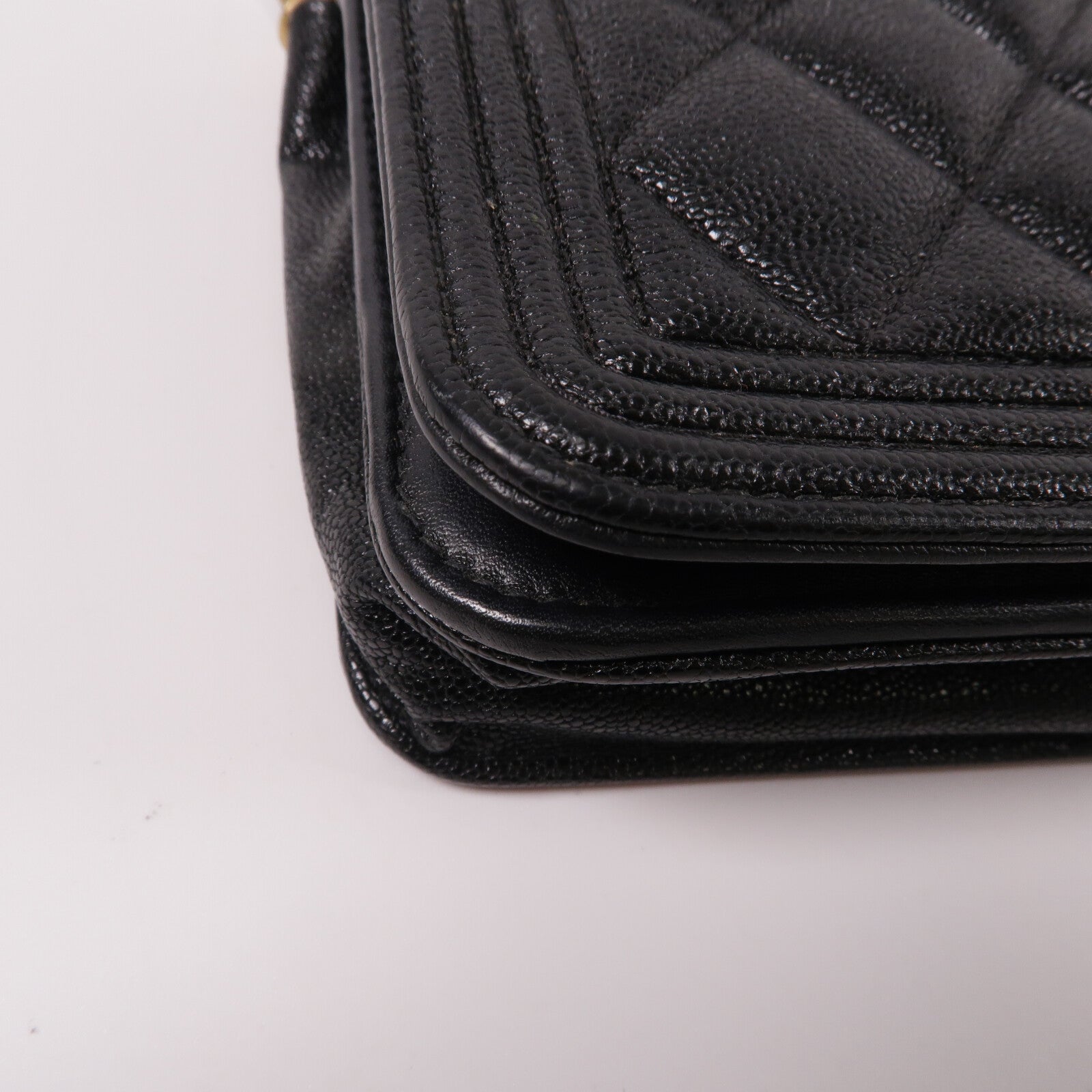 CHANEL 牛皮皮革Boy Wallet On Chain鏈帶肩背袋