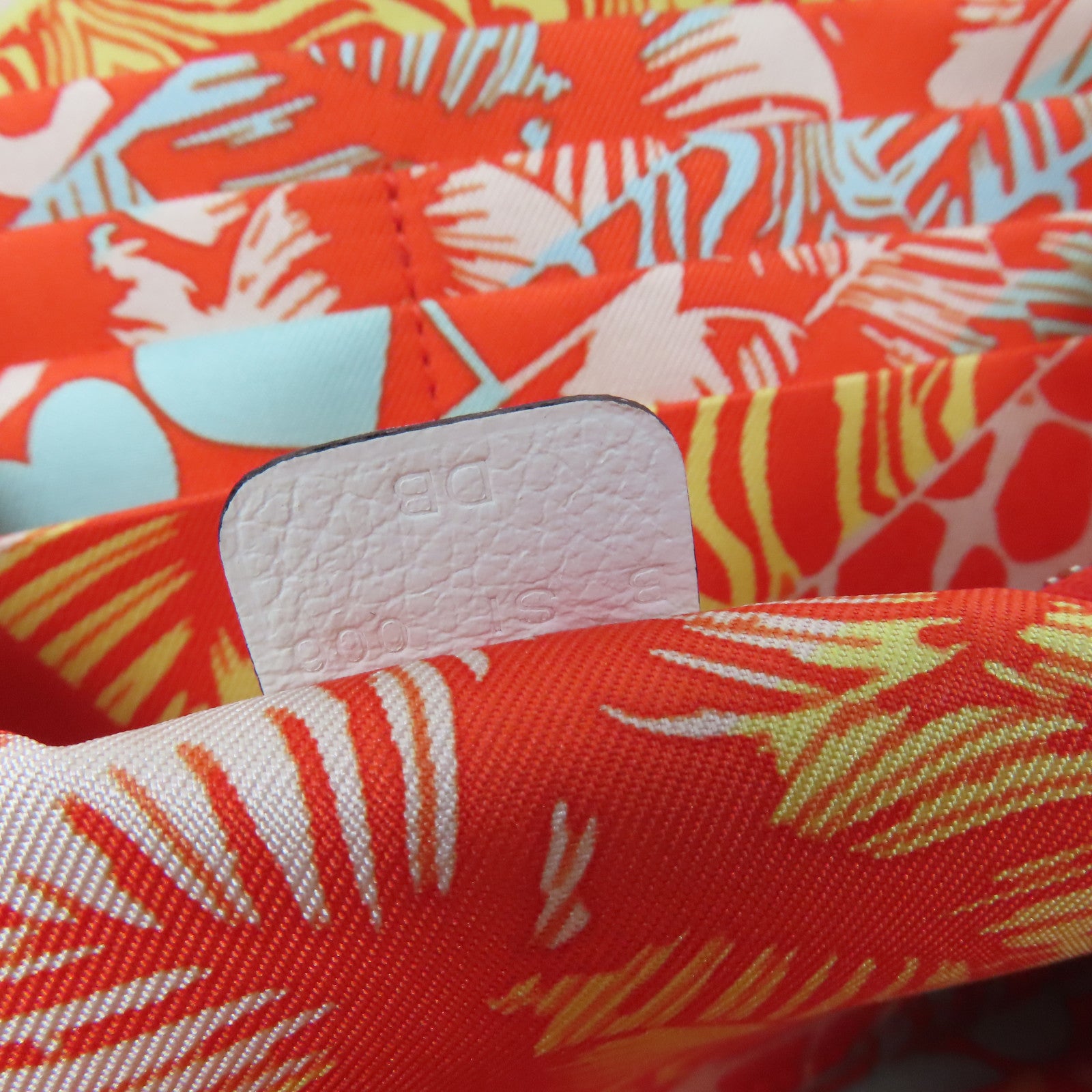 HERMES 【激減優惠】Evercolor皮革Silk In Classic Long Wallet銀扣長錢包白色