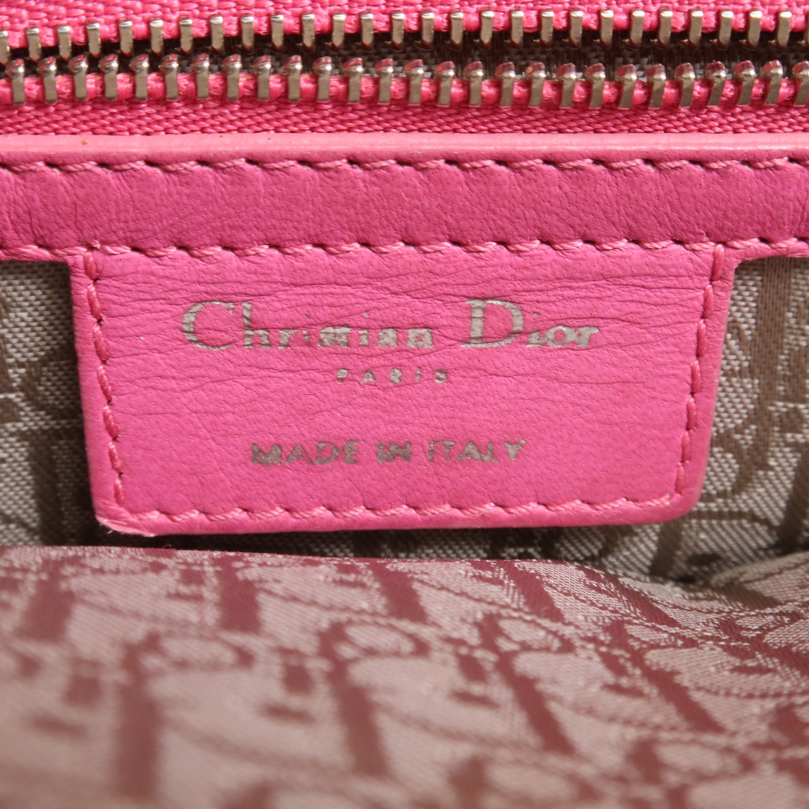 Dior 羊皮皮革Lady Dior銀扣手挽袋