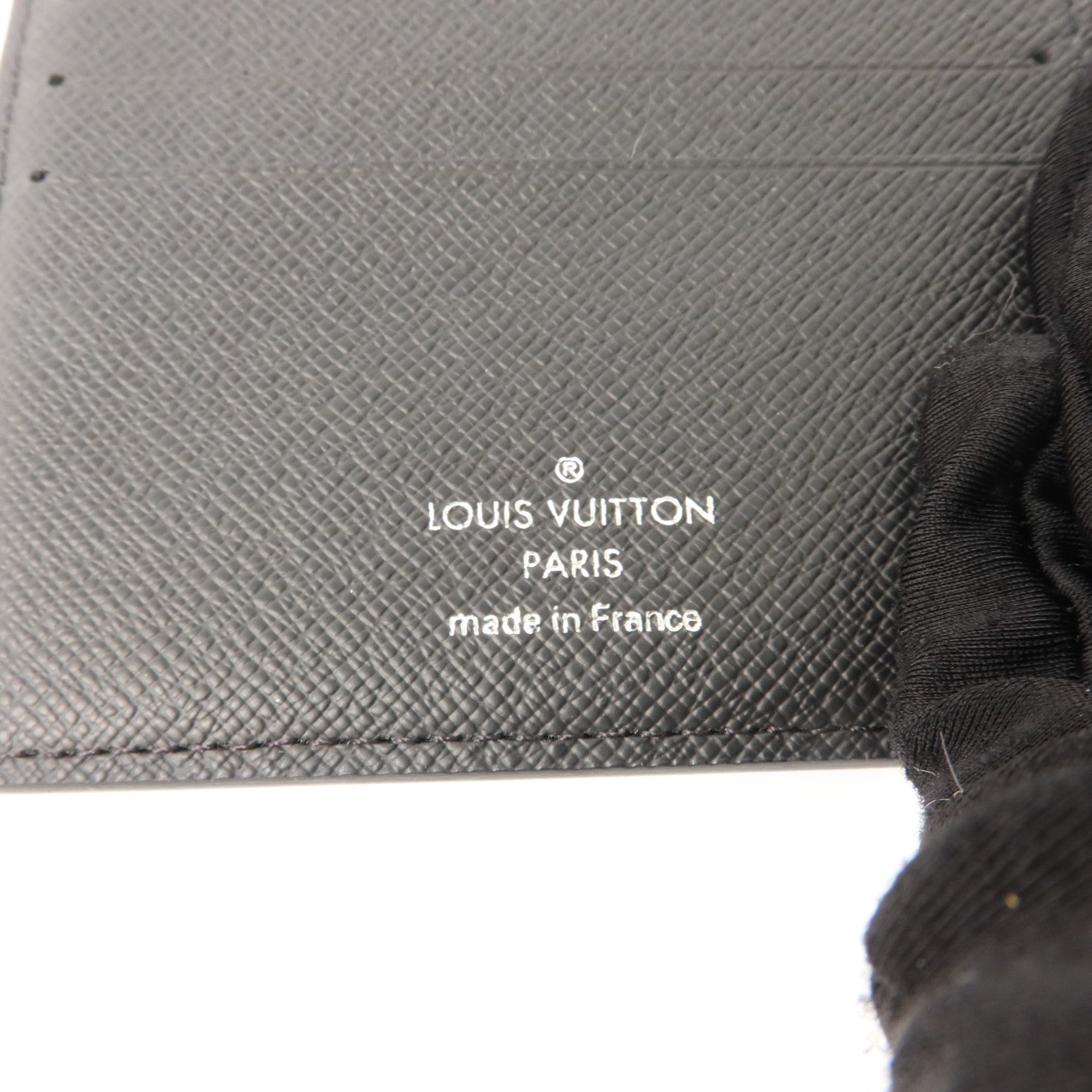 LOUIS VUITTON Monogram Eclipse Multiple錢包