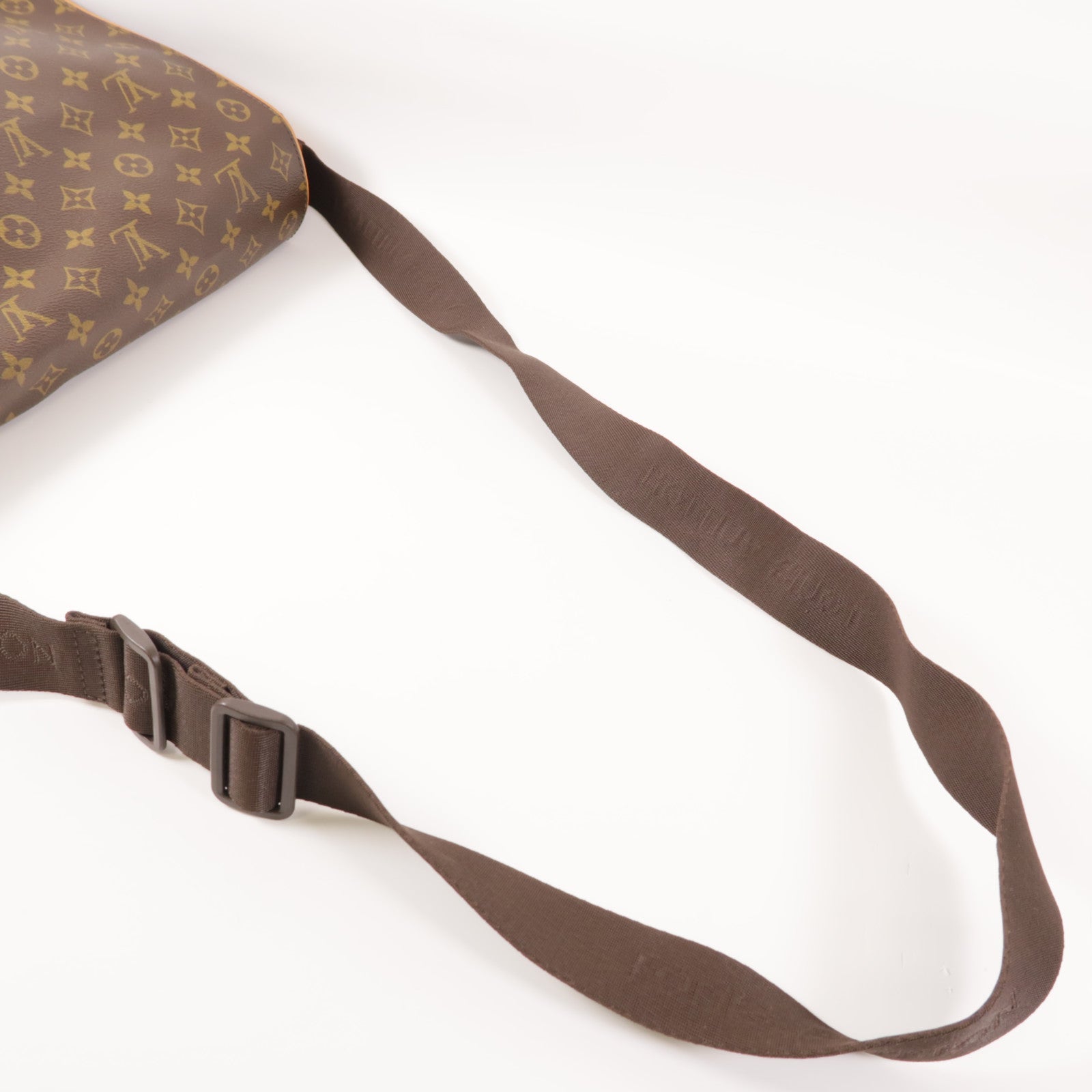 LOUIS VUITTON Monogram Abbesses金扣肩背袋