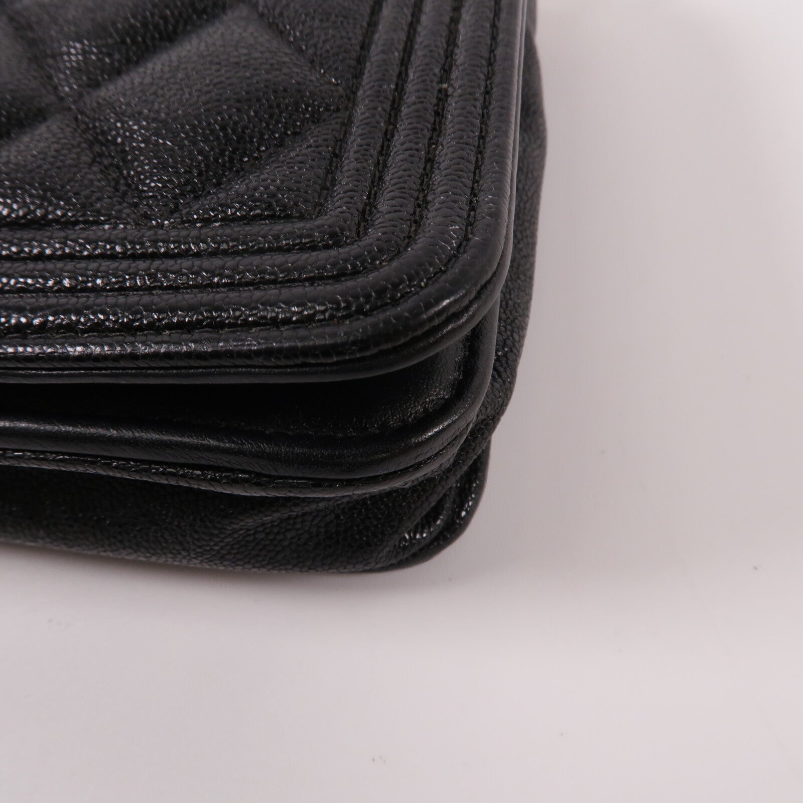 CHANEL 牛皮皮革Boy Wallet On Chain鏈帶肩背袋