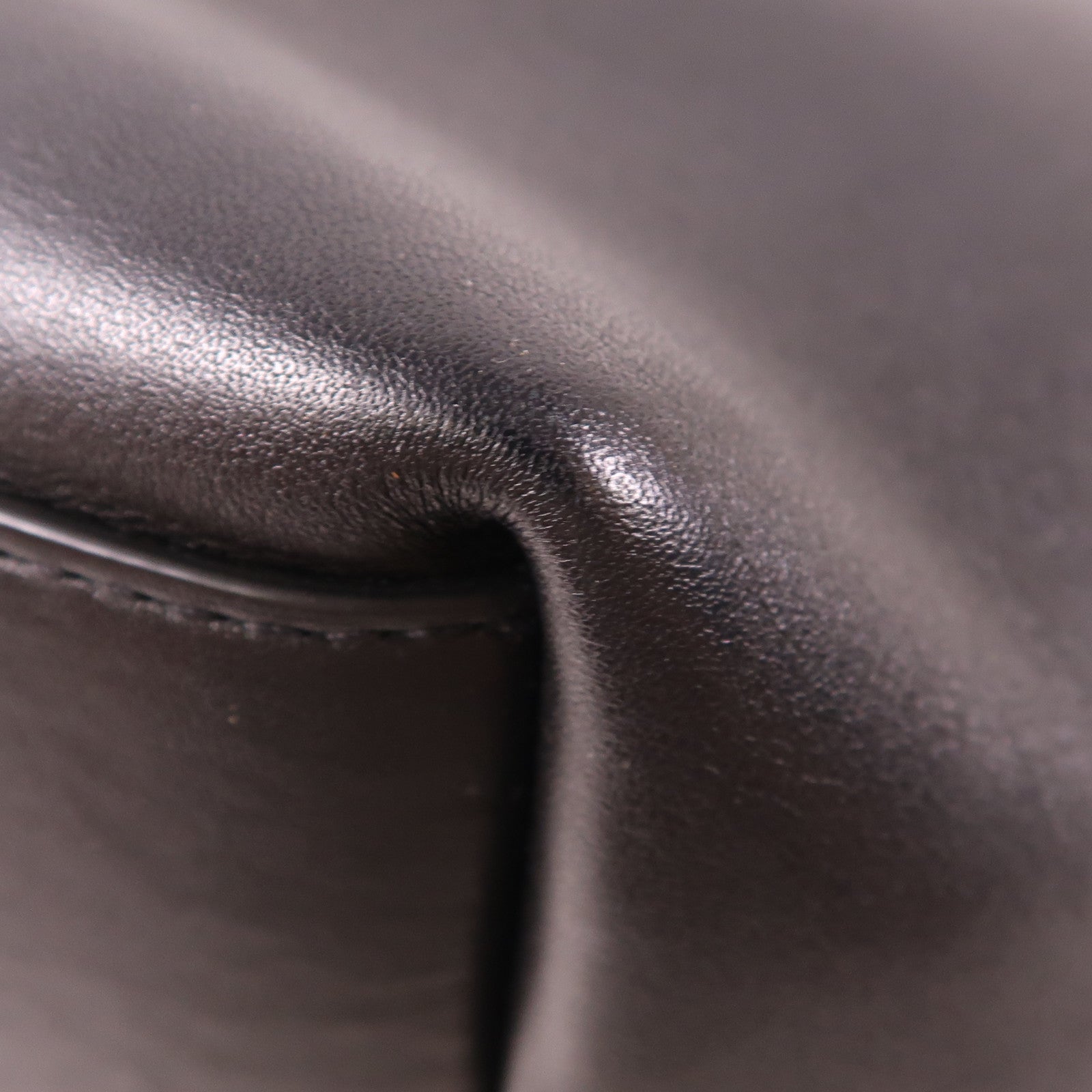 BOTTEGA VENETA 牛皮皮革Point Medium手挽肩背兩用袋