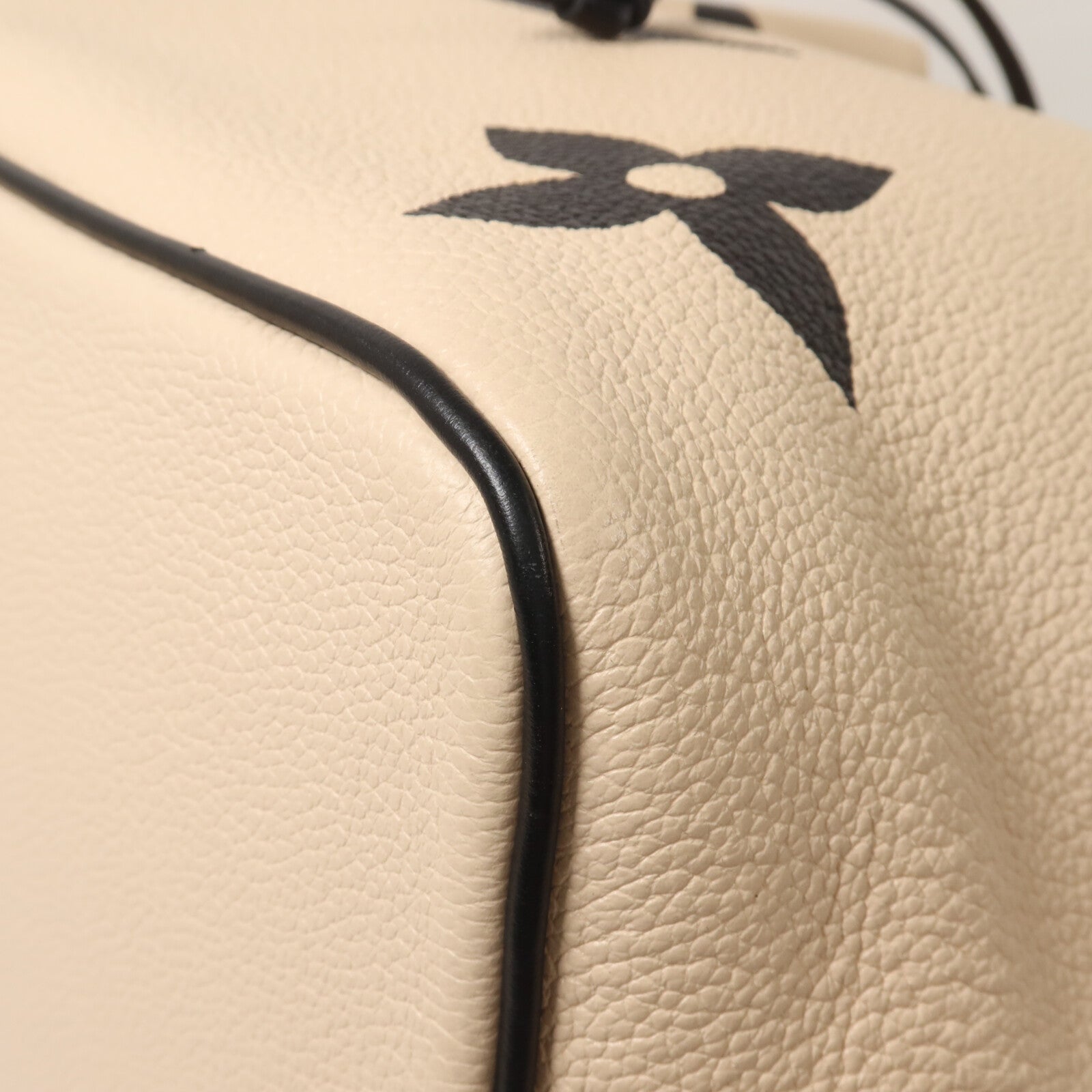 LOUIS VUITTON Monogram Giant/Monogram Empreinte Crafty Neo Noe MM手挽肩背兩用袋