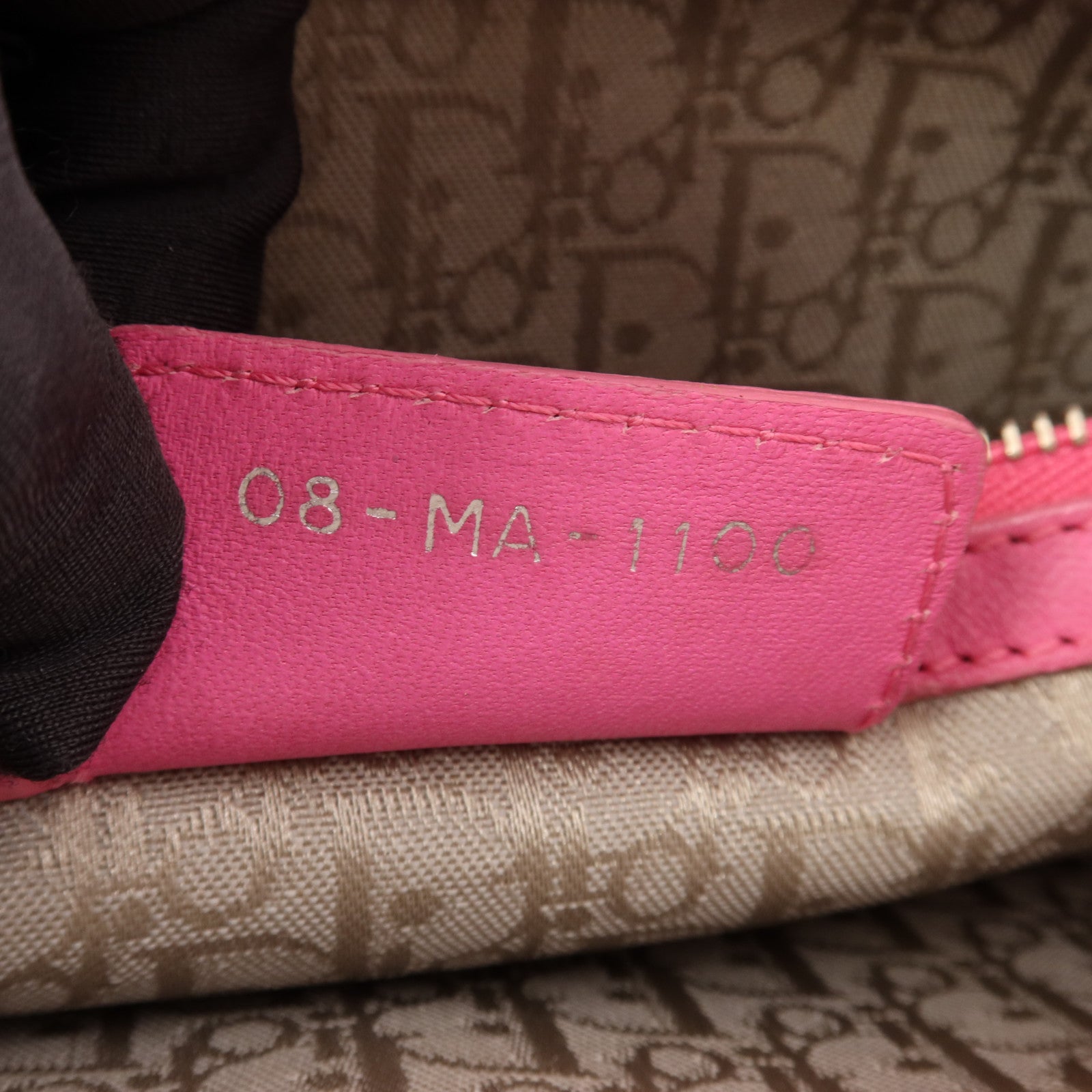 Dior 羊皮皮革Lady Dior銀扣手挽袋