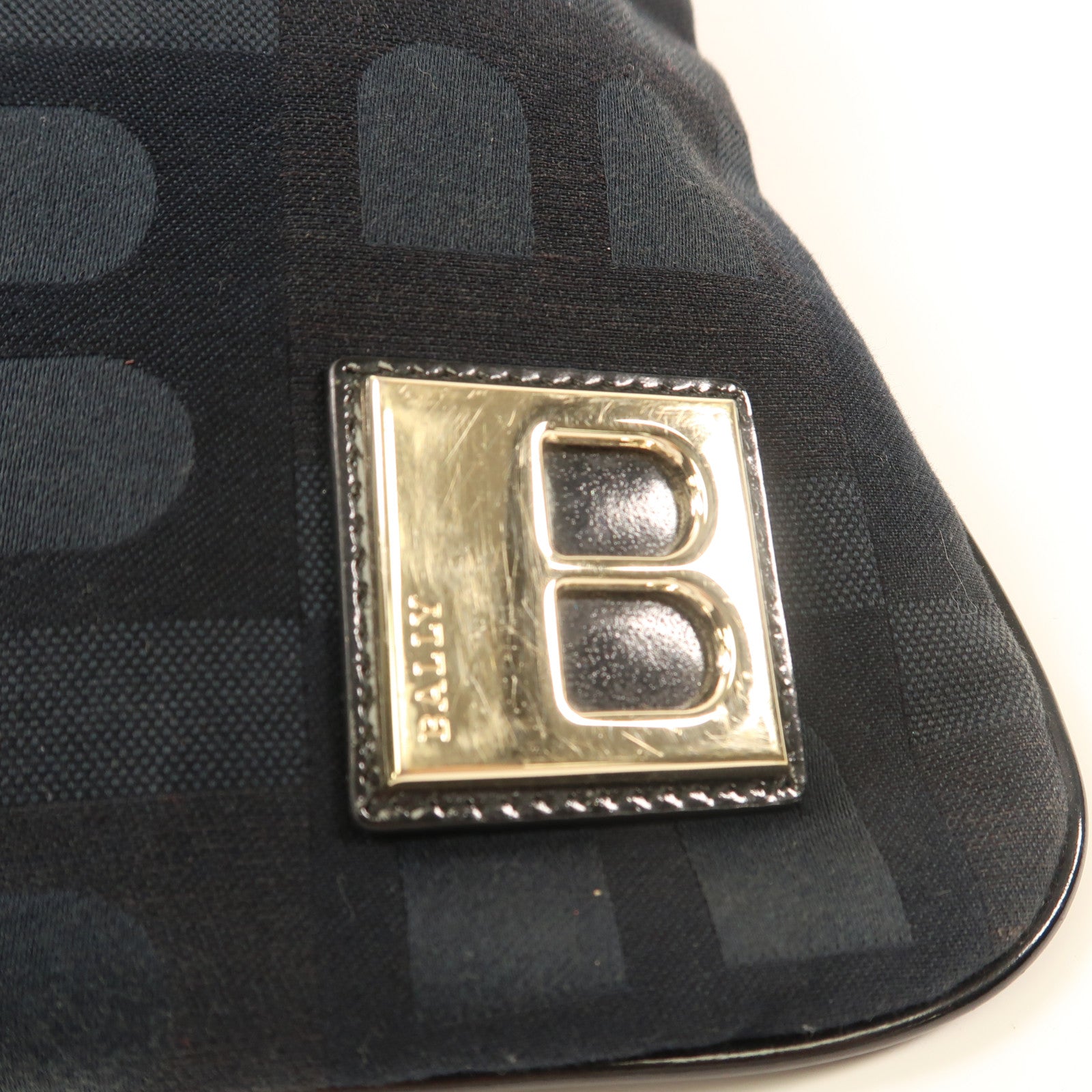 BALLY 帆布Shoulder Bag銀扣肩背袋