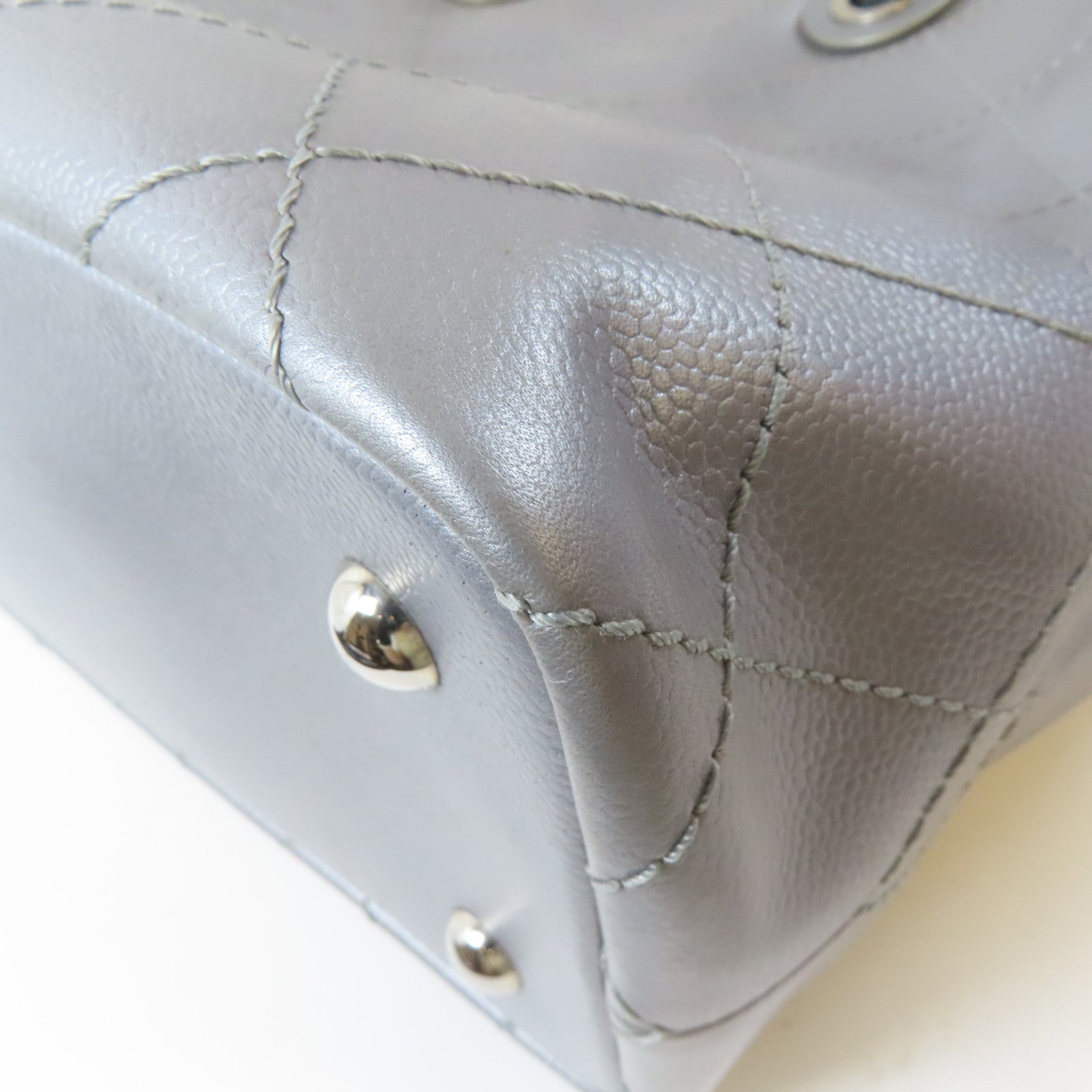 CHANEL 【激減優惠】菱格Caviar皮革Tote Bag銀扣手挽袋銀色