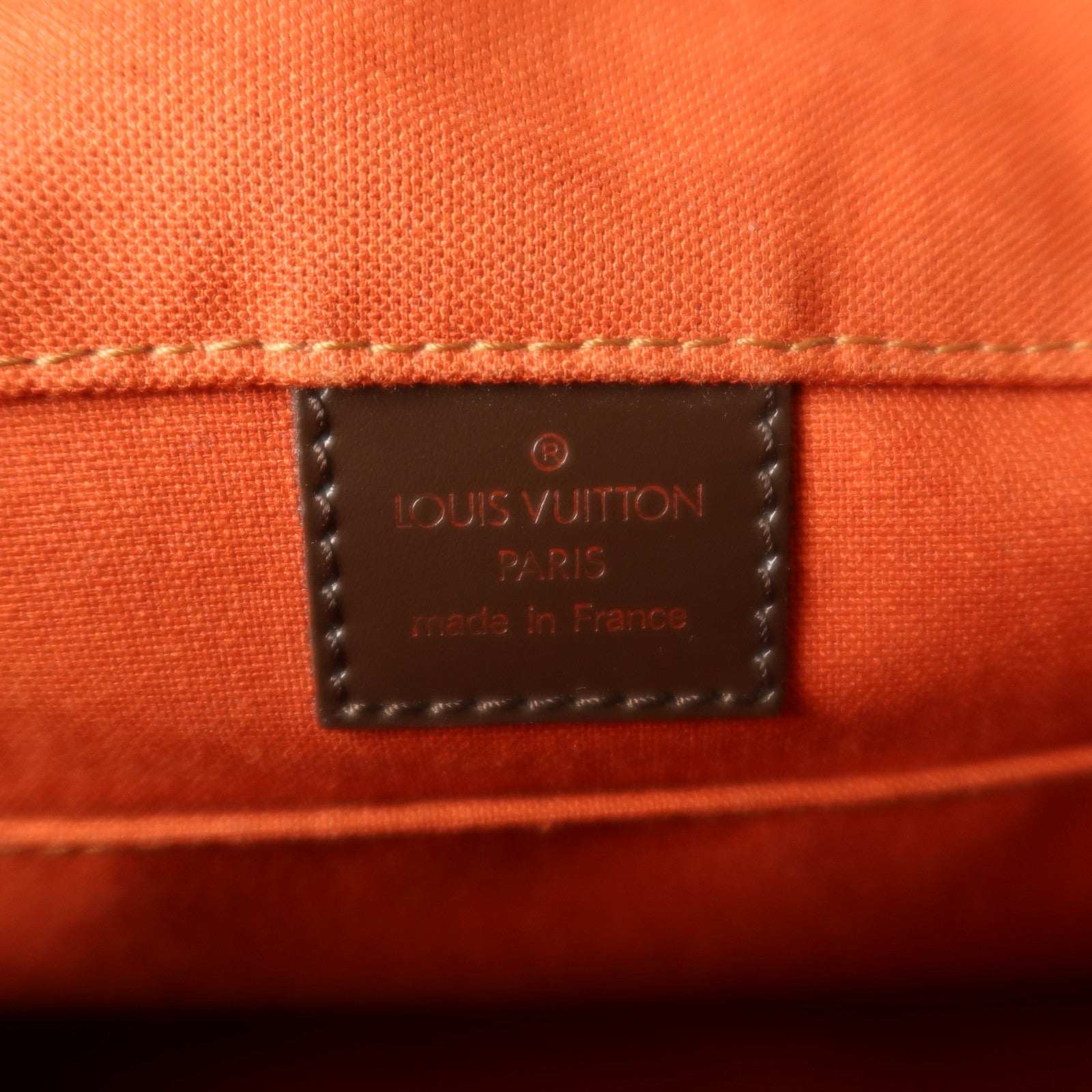LOUIS VUITTON Damier Bastille金扣肩背袋