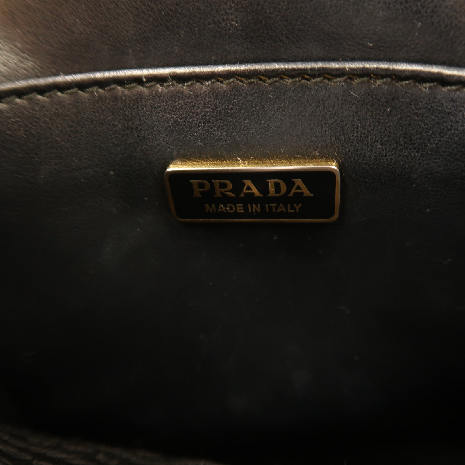 PRADA 牛皮皮革2 way Bag金扣手挽肩背兩用袋