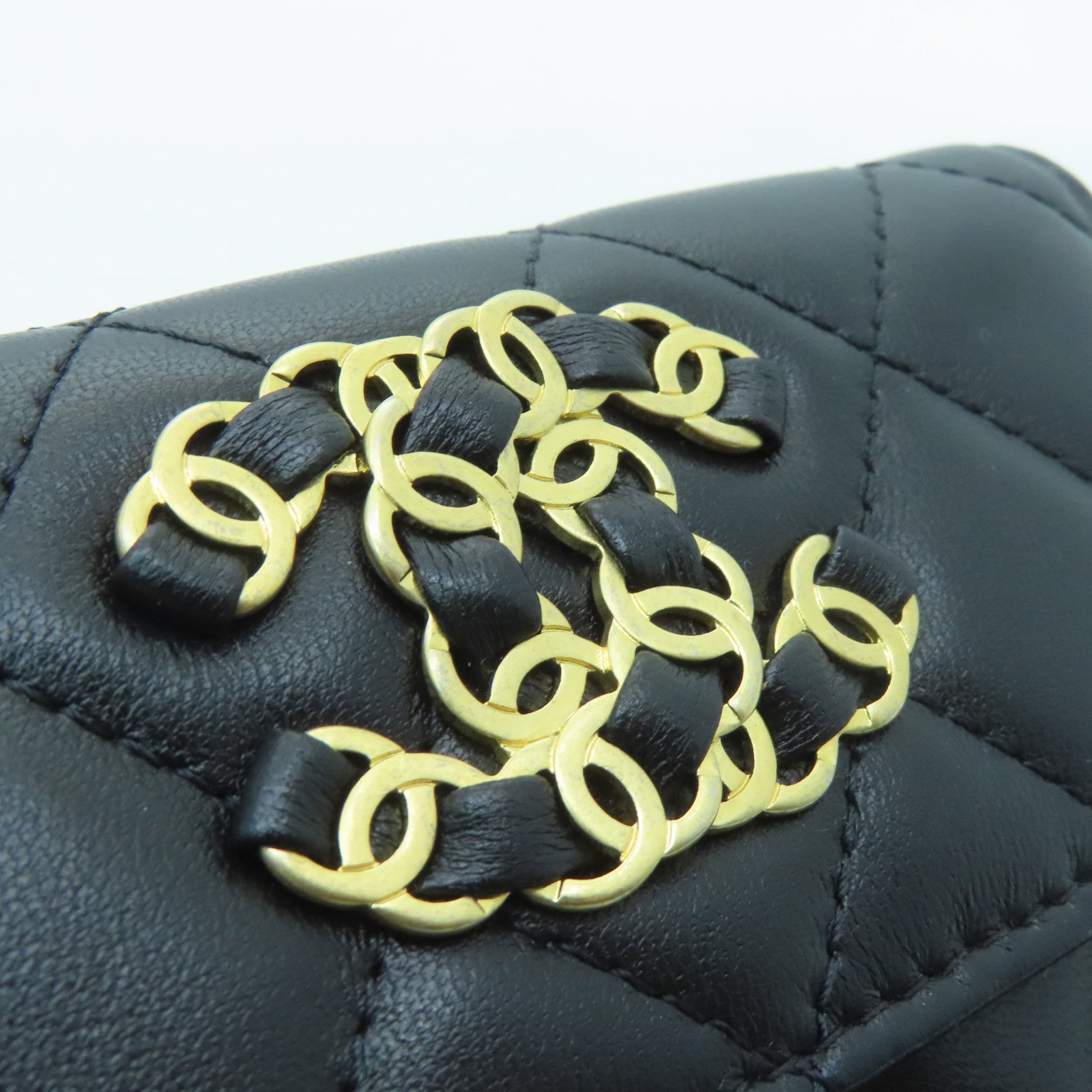 CHANEL rhombic sheepskin leather Chain Shoulder Bag gold buckle chain shoulder bag black