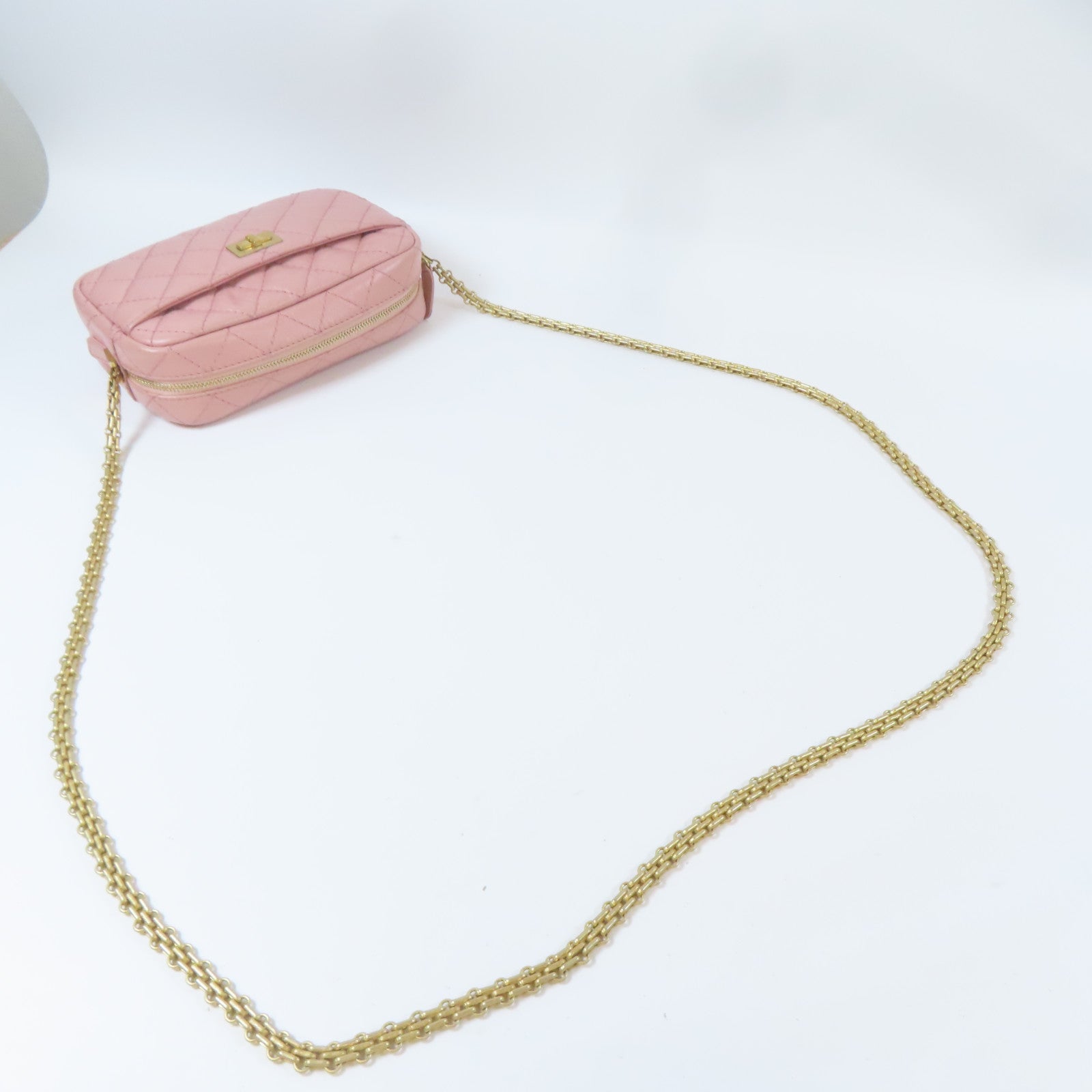CHANEL 菱格羊皮皮革2.55 Camera Bag金扣鏈帶肩背袋粉紅色