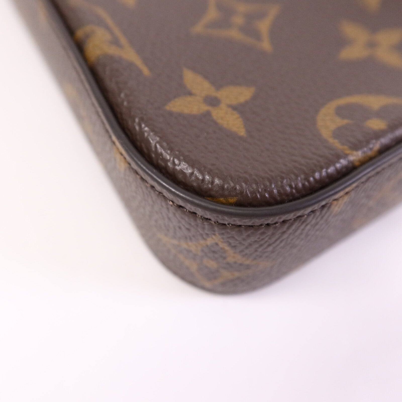 LOUIS VUITTON Monogram Felicie Strap & Go金扣肩背袋