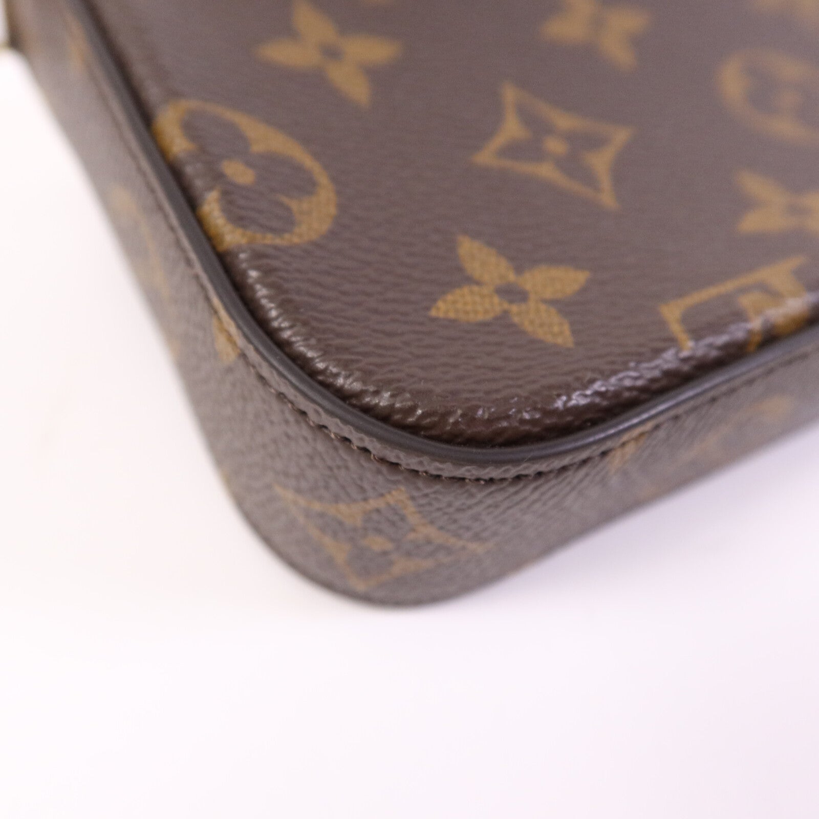 LOUIS VUITTON Monogram Felicie Strap & Go金扣肩背袋