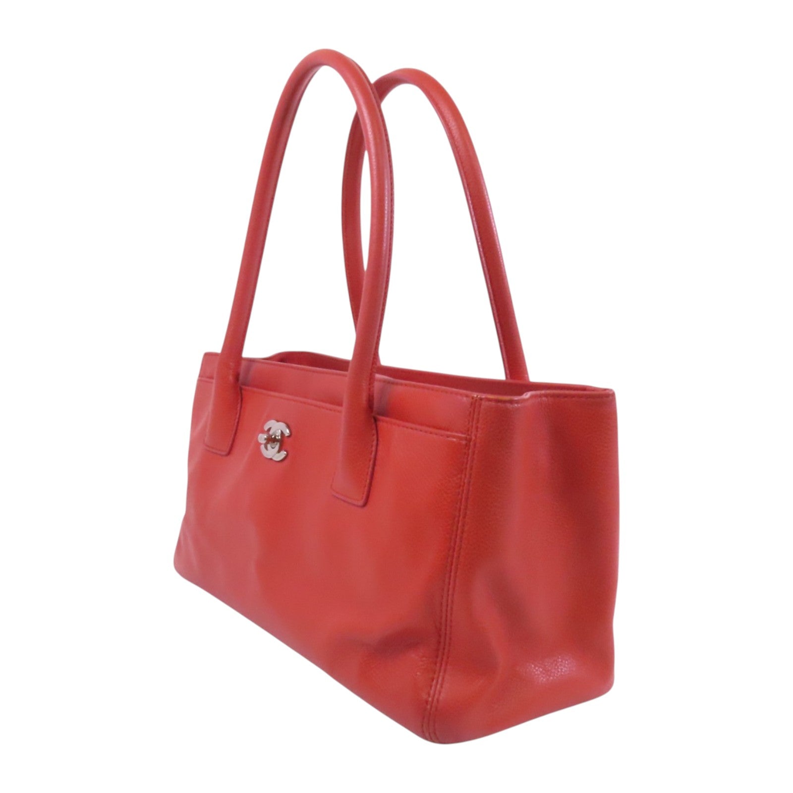 CHANEL 牛皮皮革Shoulder Bag銀扣肩背袋