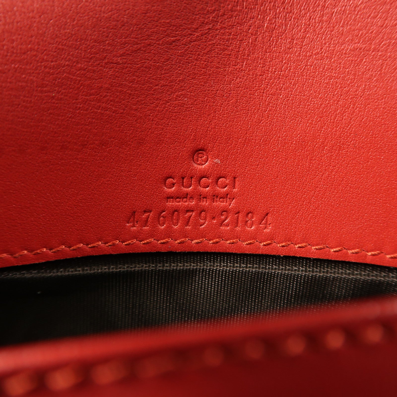 GUCCI 蛇皮皮革Queen Margaret GG金扣鏈帶肩背袋