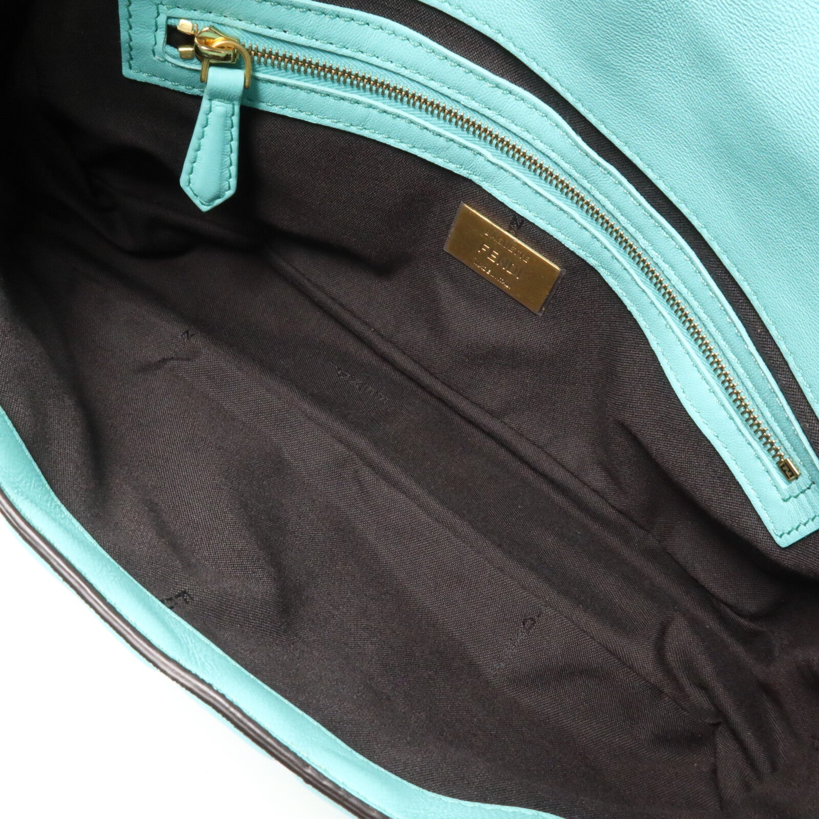 FENDI 牛皮皮革Baguette NM Bag肩背袋