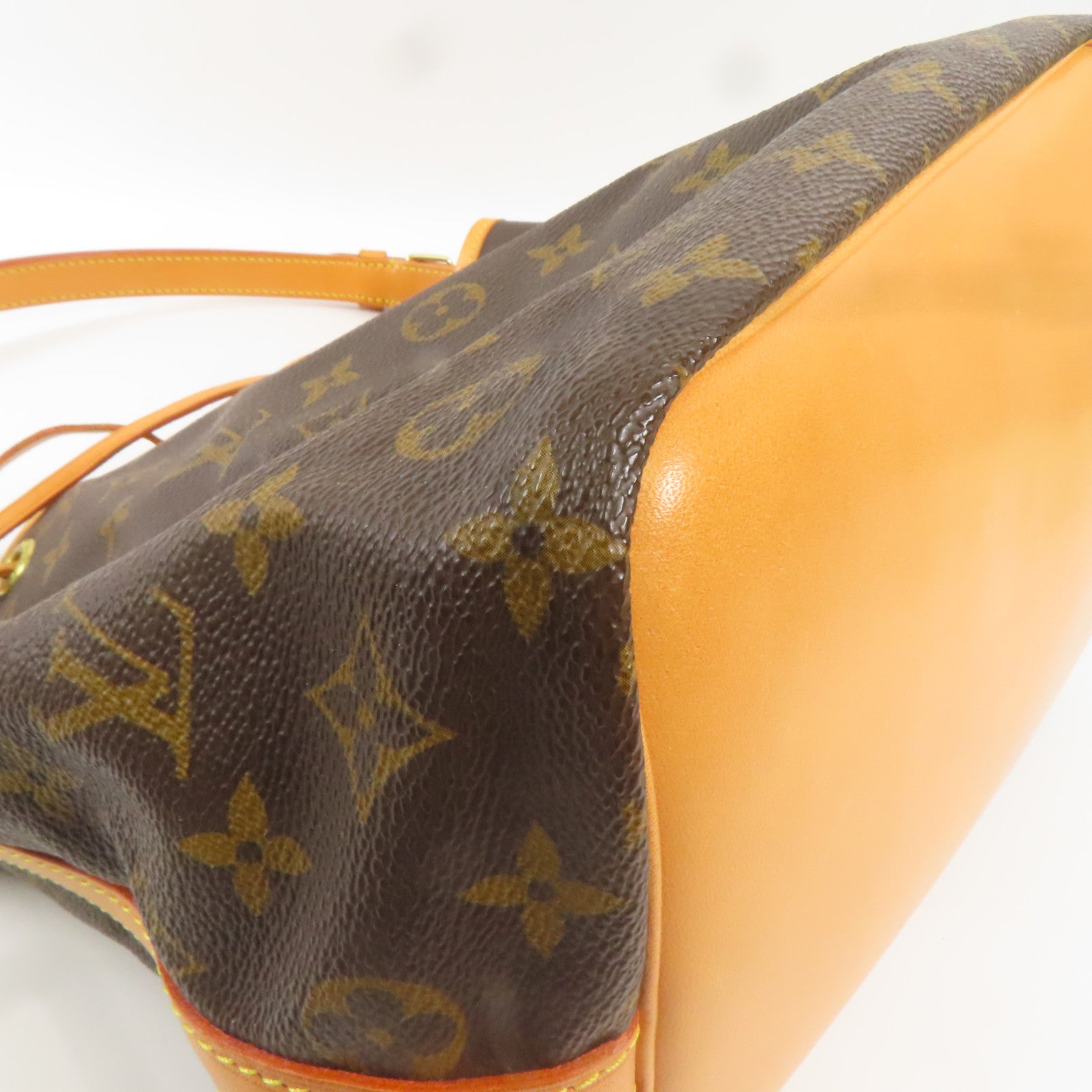 LOUIS VUITTON Monogram Noe金扣肩背袋啡色