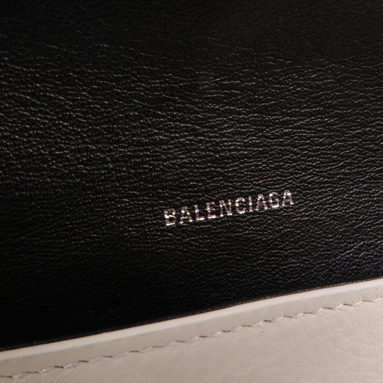 BALENCIAGA 牛皮皮革Everyday鏈帶肩背袋