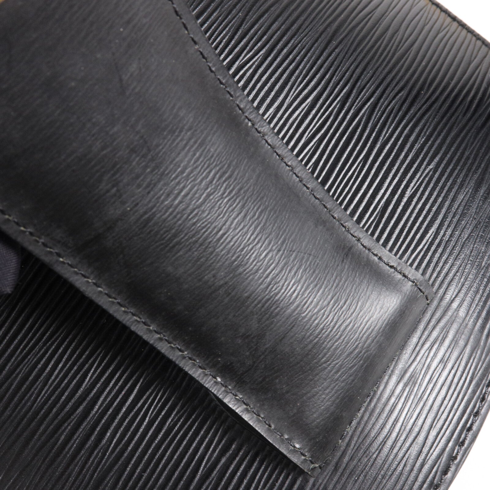 LOUIS VUITTON Epi Cluny肩背袋