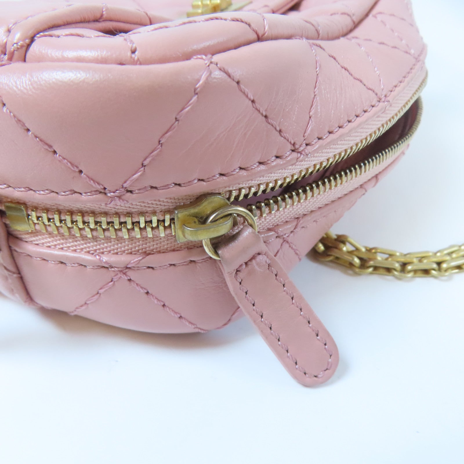 CHANEL 菱格羊皮皮革2.55 Camera Bag金扣鏈帶肩背袋粉紅色
