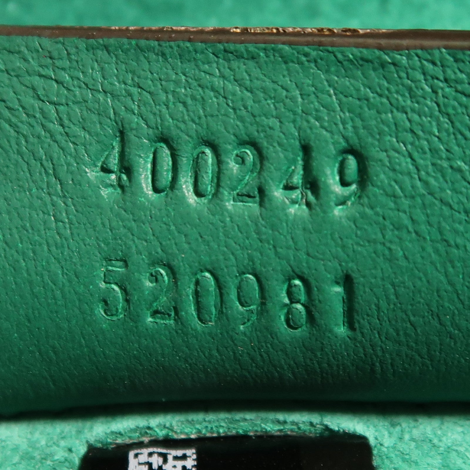 GUCCI 塗層帆布GG Supreme Dionysus銀扣鏈帶肩背袋