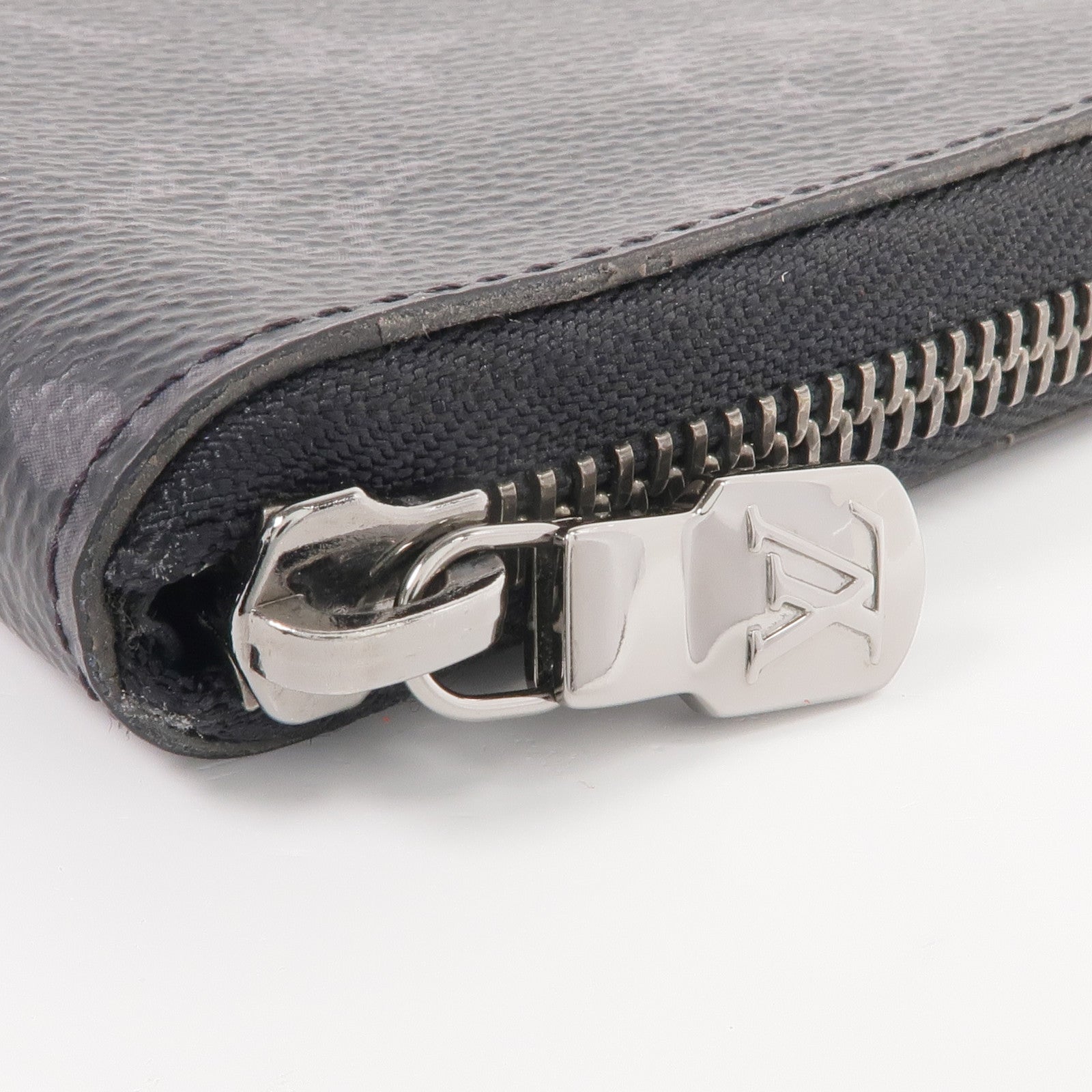 LOUIS VUITTON Monogram Eclipse Zippy Wallet Vertical銀扣長錢包