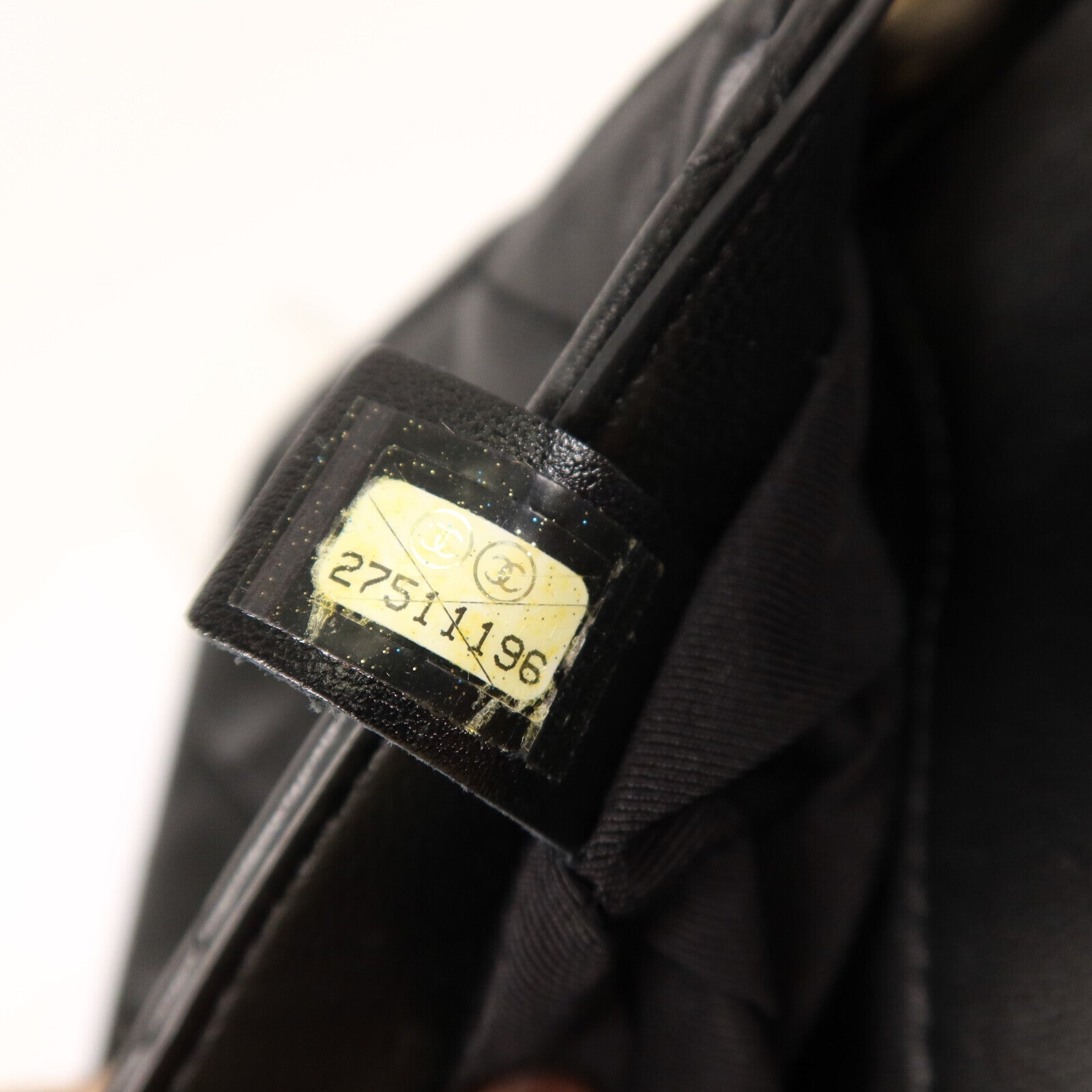 CHANEL 羊皮皮革Side Pack Bag金扣鏈帶肩背袋