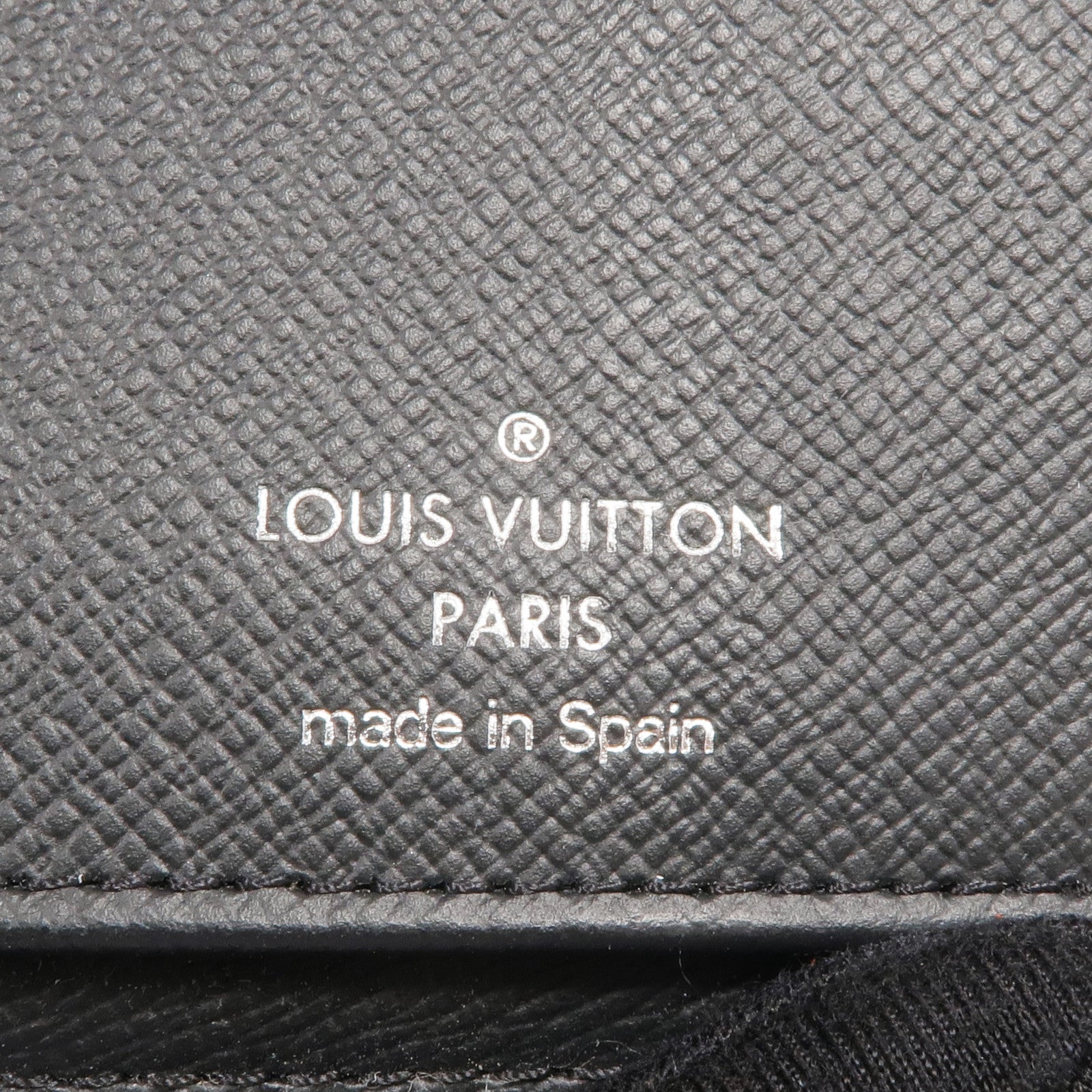 LOUIS VUITTON Monogram Eclipse Zippy Wallet Vertical銀扣長錢包