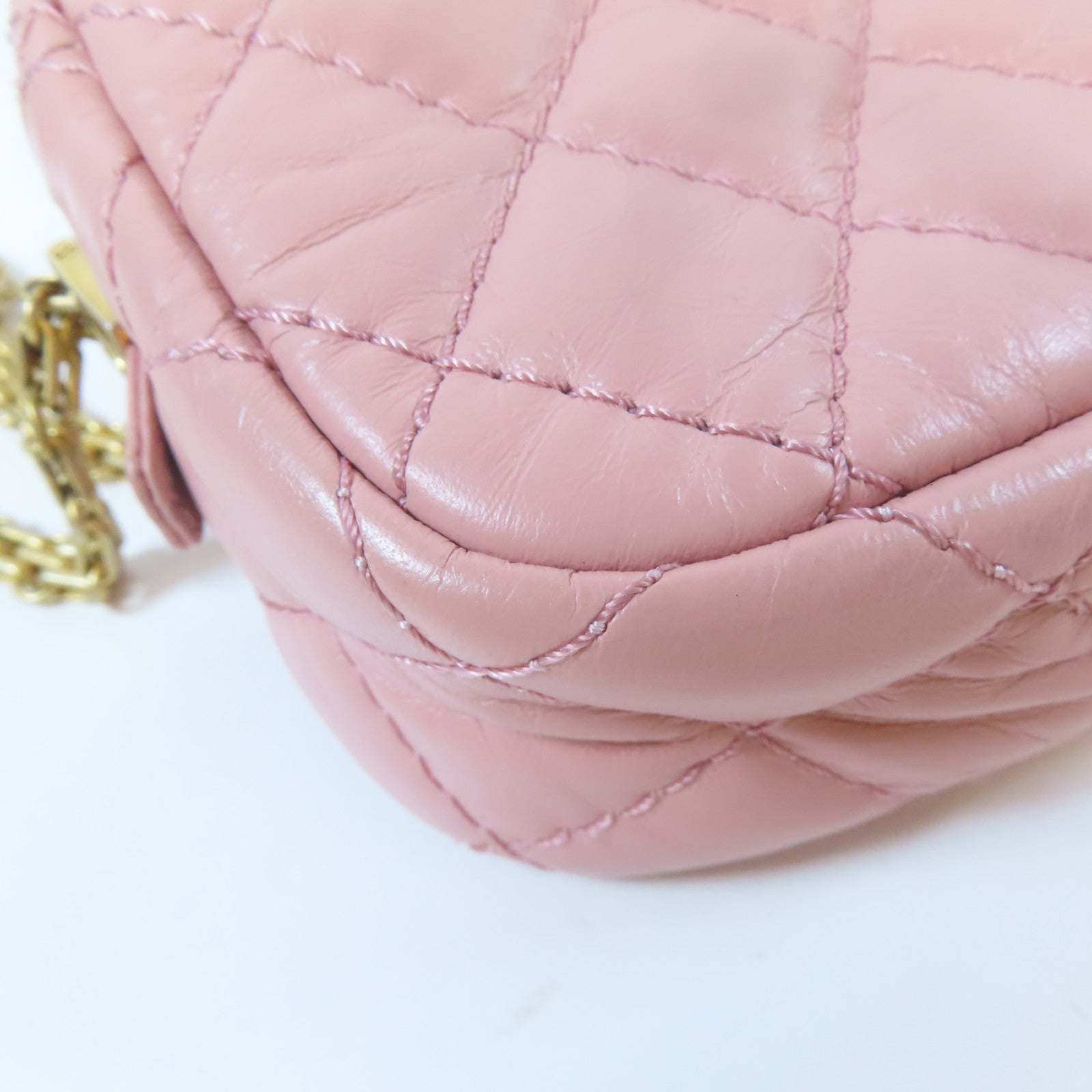 CHANEL 菱格羊皮皮革2.55 Camera Bag金扣鏈帶肩背袋粉紅色