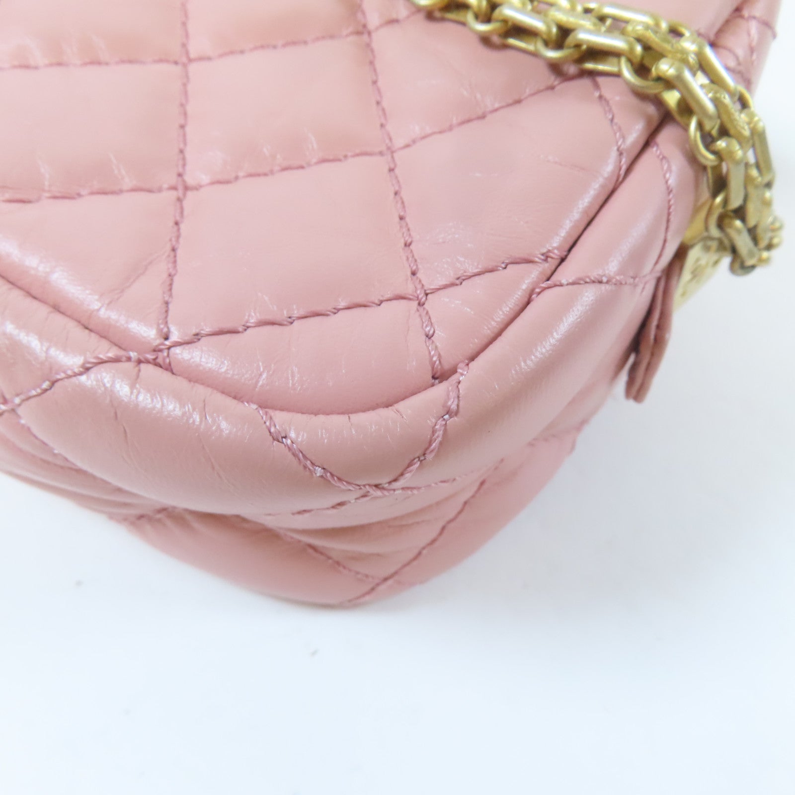 CHANEL 菱格羊皮皮革2.55 Camera Bag金扣鏈帶肩背袋粉紅色