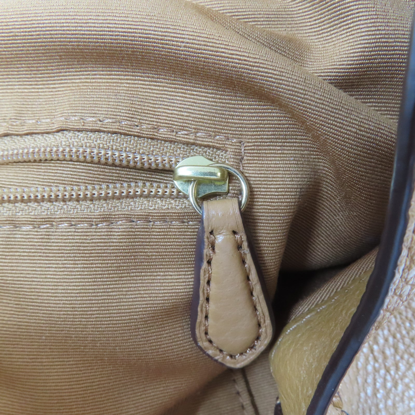 COACH 牛皮皮革Lexy Shoulder Bag金扣手挽肩背兩用袋啡色