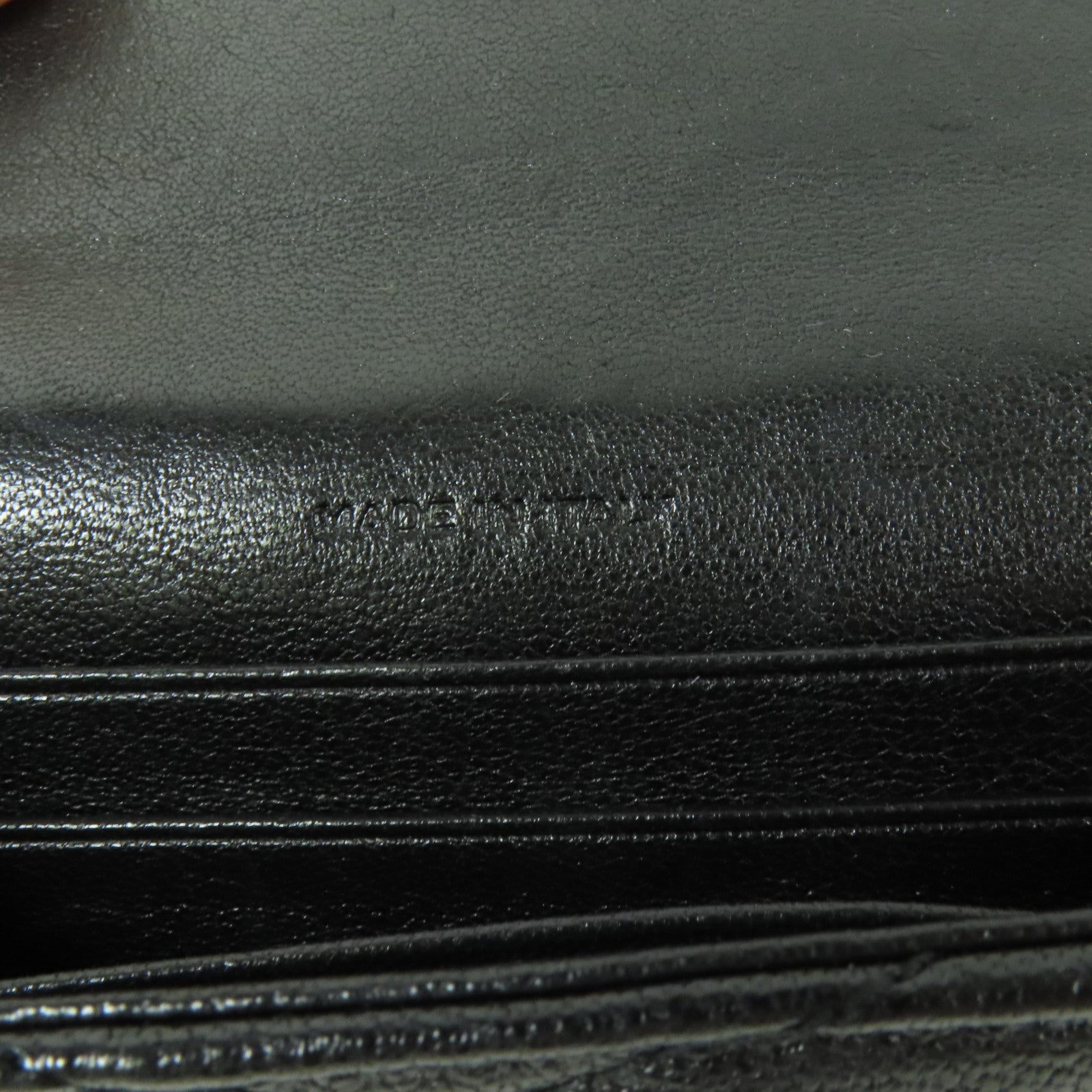 YVES SAINT LAURENT 牛皮皮革Bifold Wallet銀扣錢包