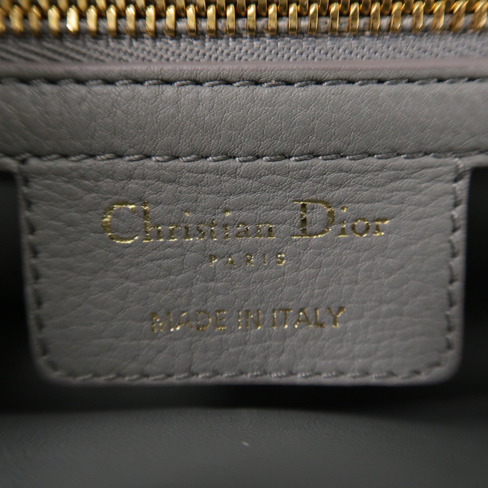 Dior 牛皮皮革Caro Small鏈帶肩背袋