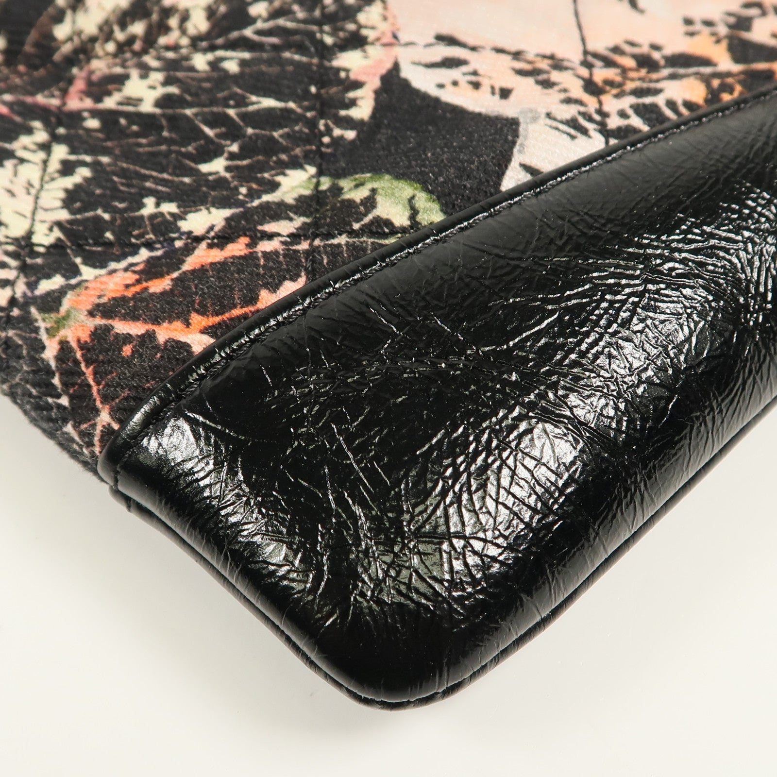 CHANEL 帆布/牛皮皮革Hand Bag金扣手挽袋