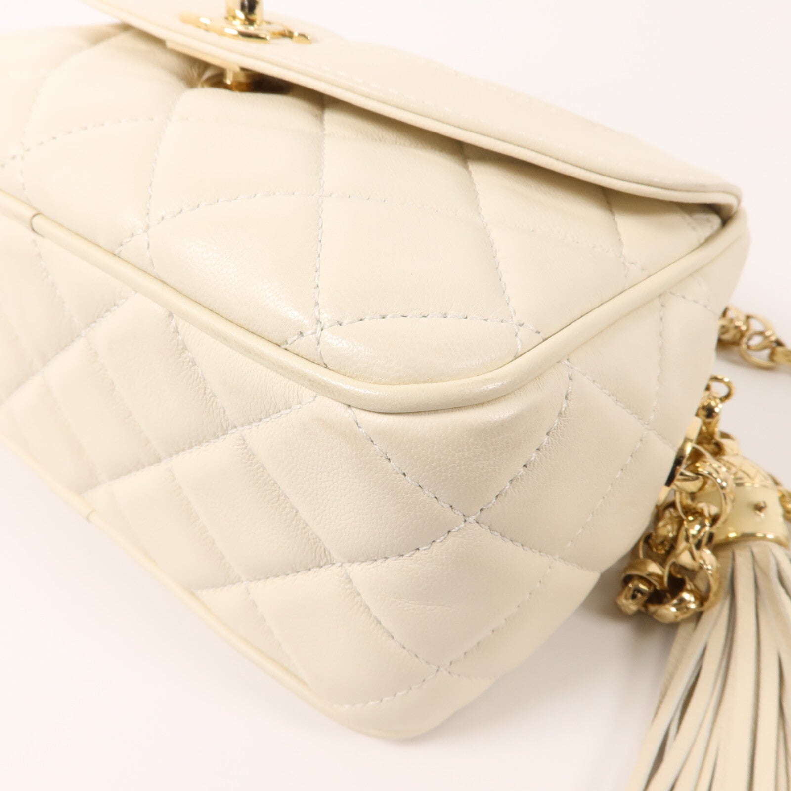 CHANEL 羊皮皮革Camera Bag鏈帶肩背袋
