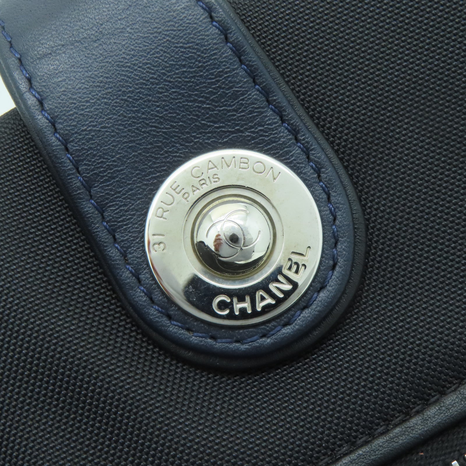 CHANEL 【激減優惠】尼龍/帆布Tote Bag銀扣手挽袋深藍色/黑色