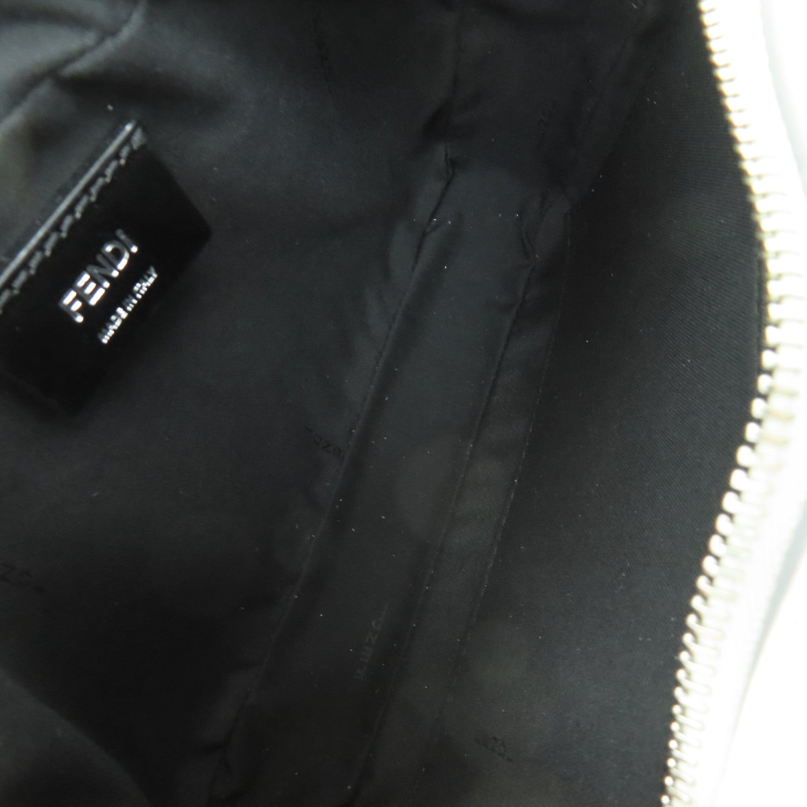FENDI 【激減優惠】羊皮皮革Shoulder Bag銀扣肩背袋灰色