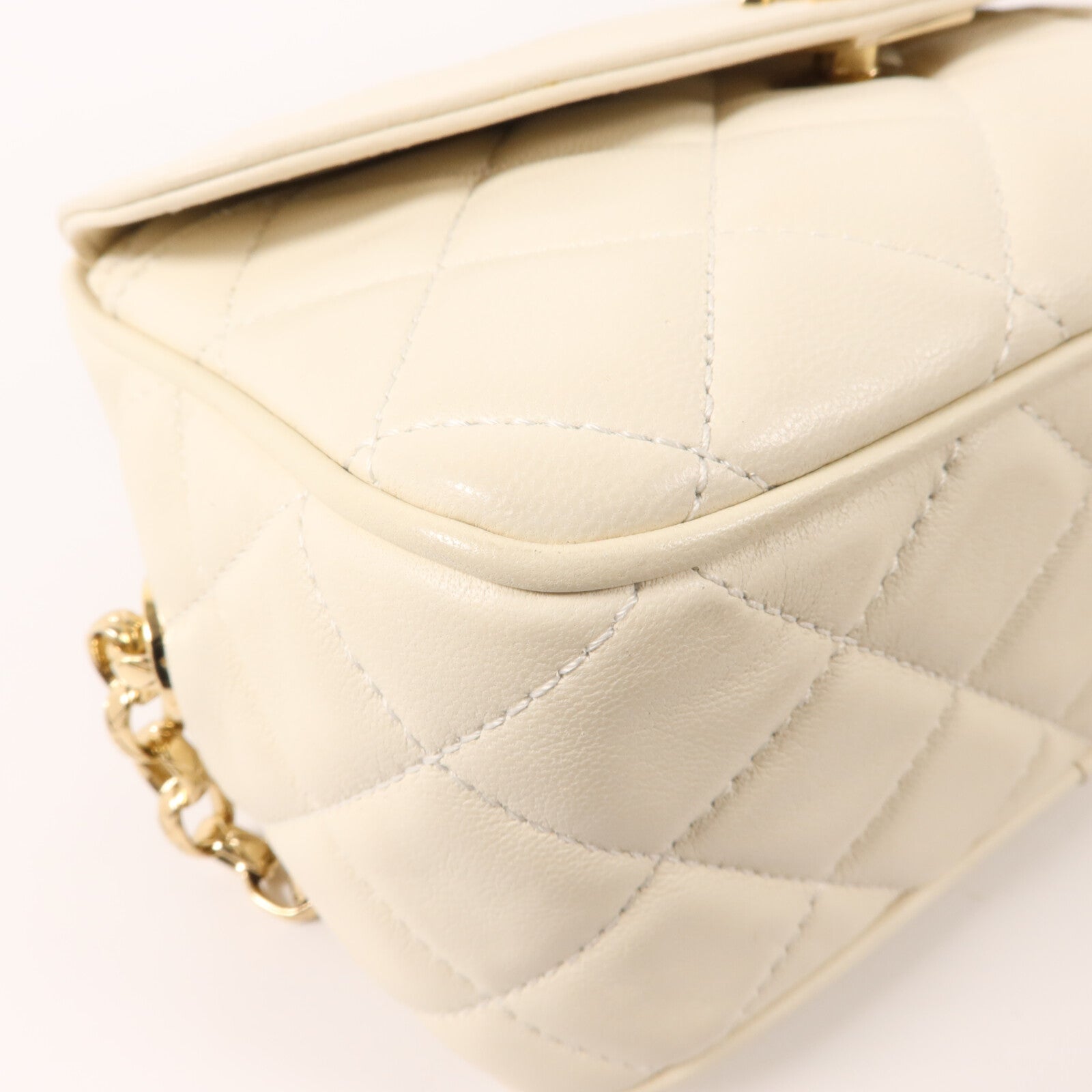 CHANEL 羊皮皮革Camera Bag鏈帶肩背袋