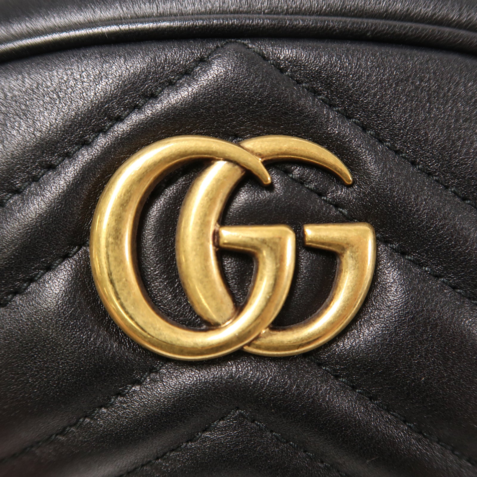 GUCCI 牛皮皮革GG Marmont金扣腰包
