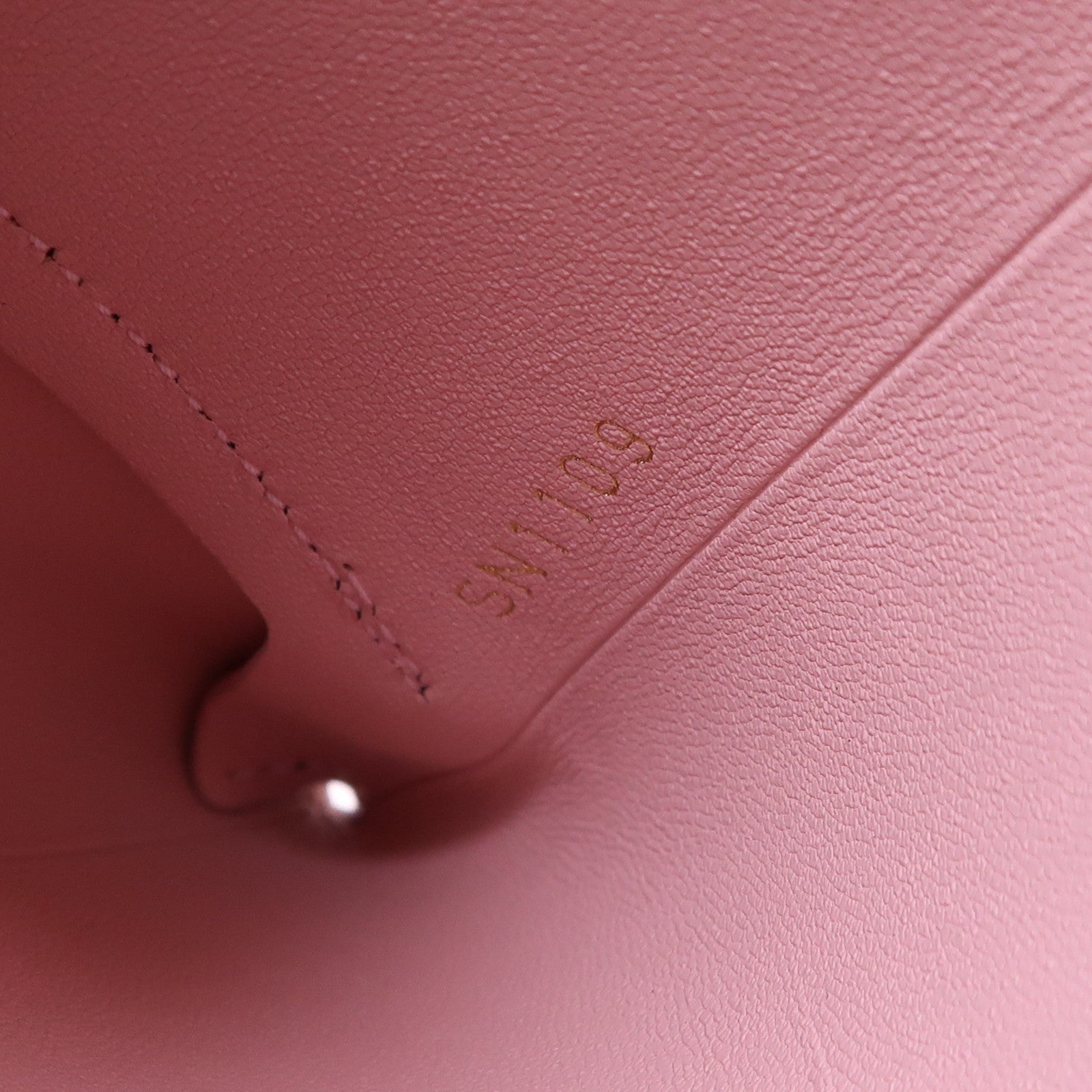 LOUIS VUITTON Monogram Kirigami Pochette金扣手拿包