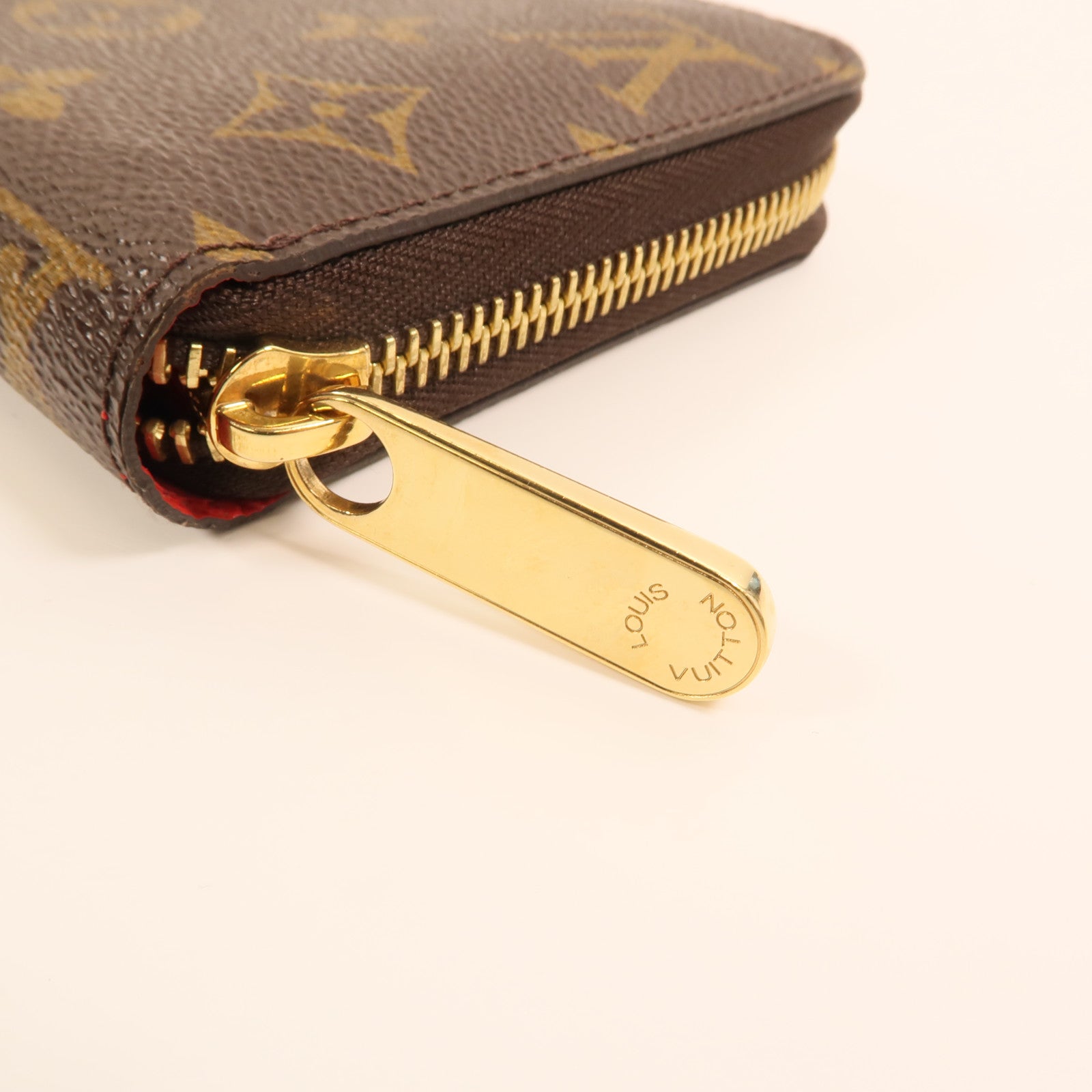 LOUIS VUITTON Monogram Zippy Wallet金扣長錢包