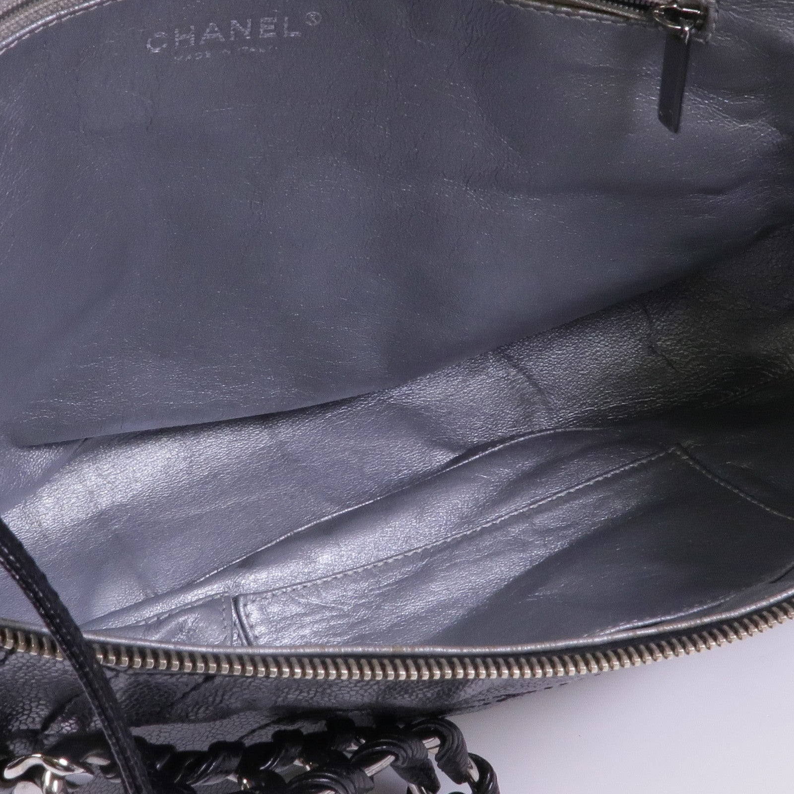 CHANEL 牛皮皮革Shoulder Bag銀扣肩背袋