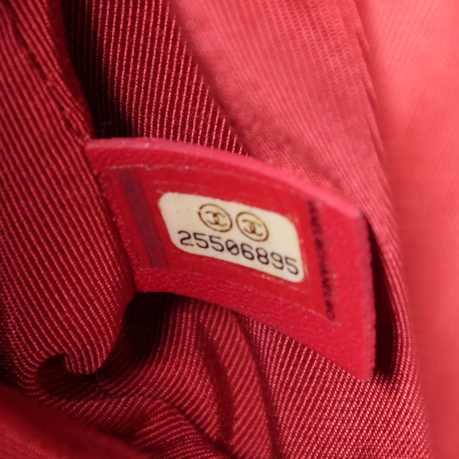 CHANEL 牛皮皮革Gabrielle Large鏈帶肩背袋