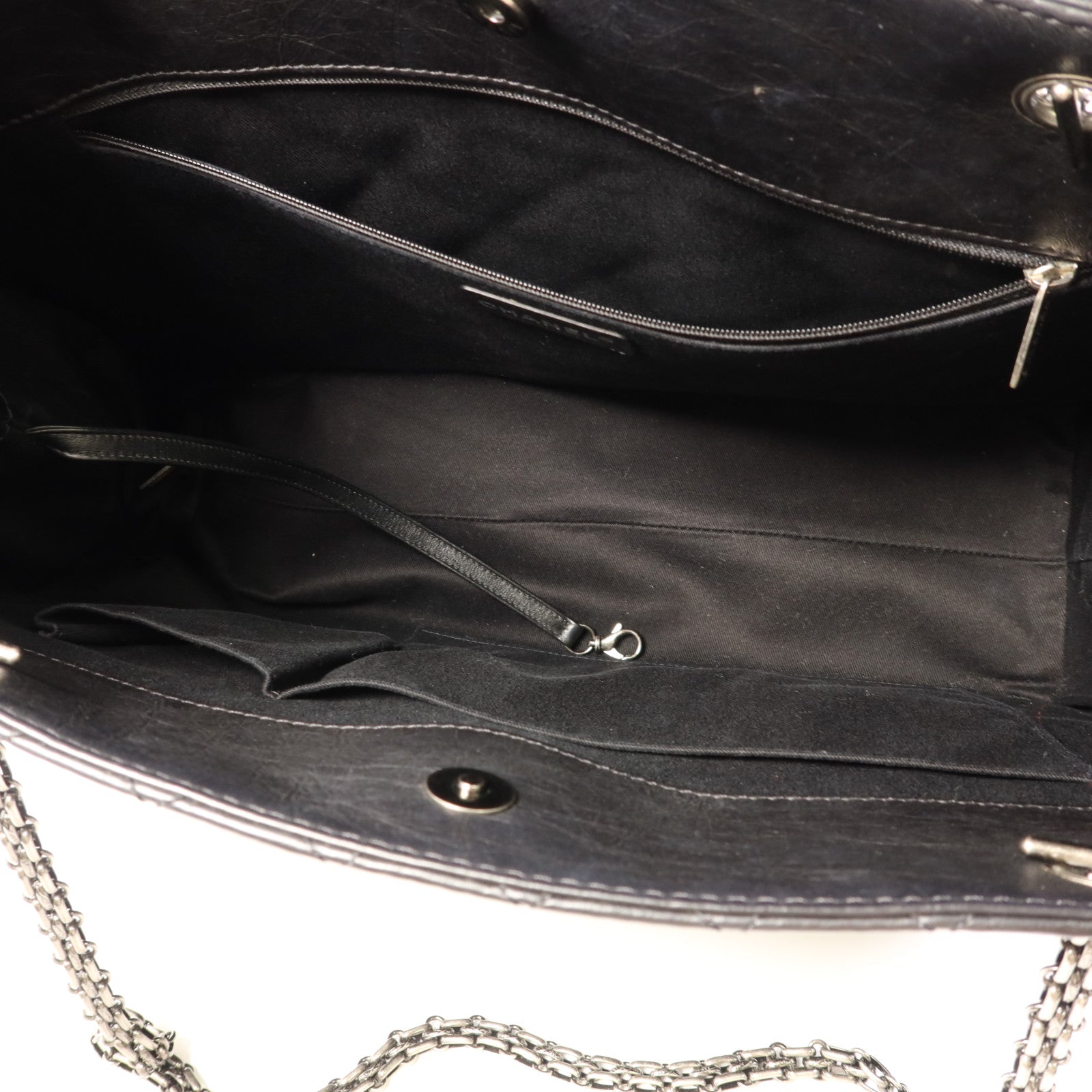 CHANEL 牛皮皮革2.55銀扣手挽袋