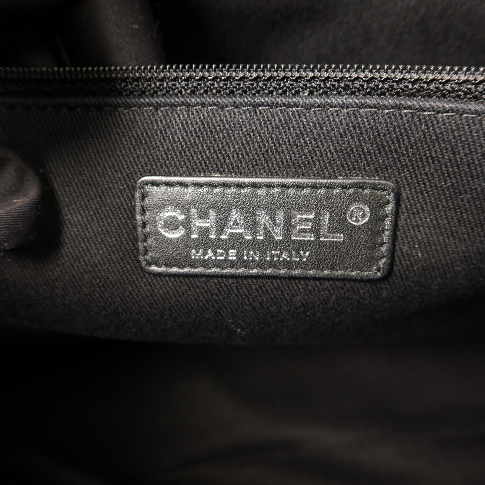 CHANEL 牛皮皮革2.55銀扣手挽袋