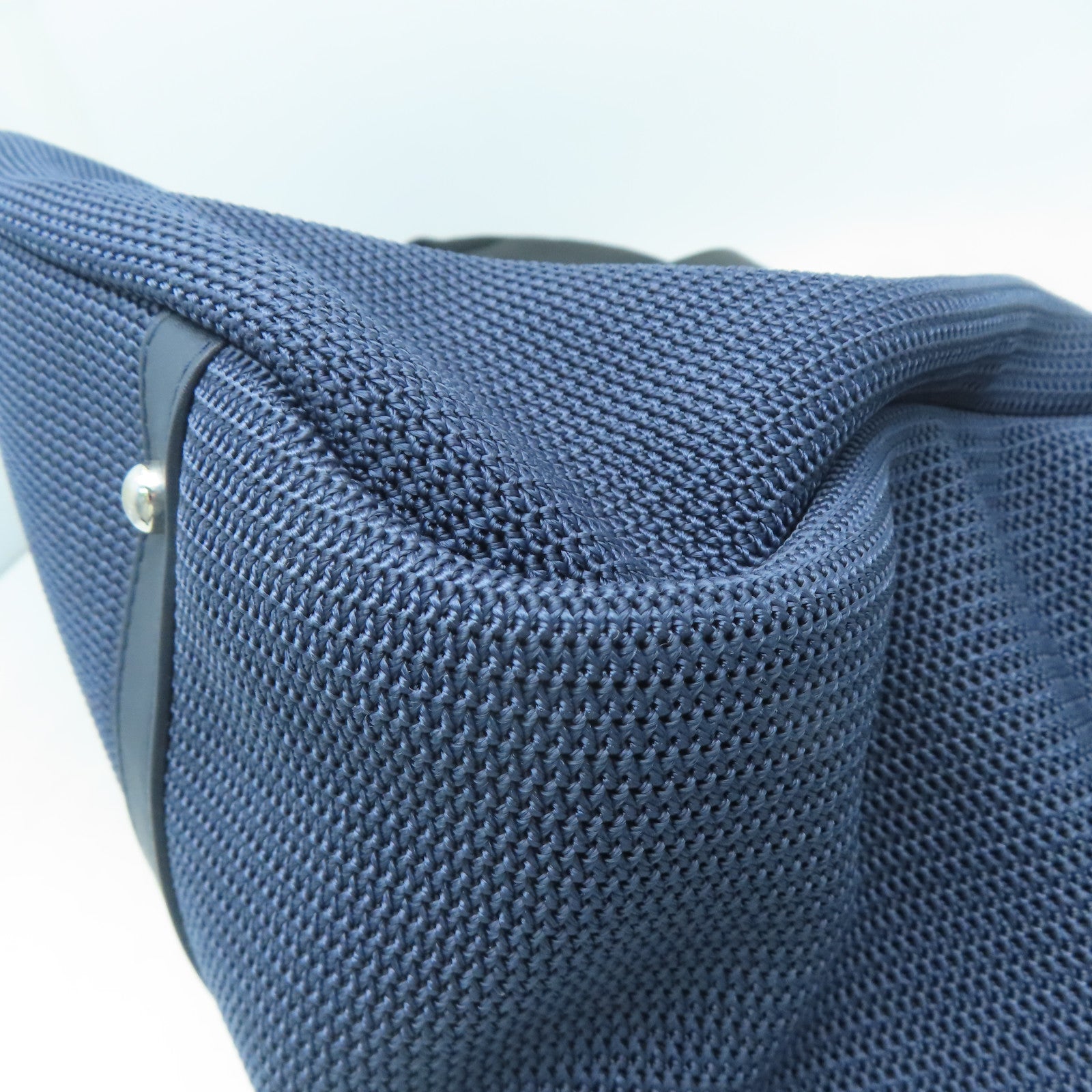 CHANEL 【激減優惠】尼龍/帆布Tote Bag銀扣手挽袋深藍色/黑色