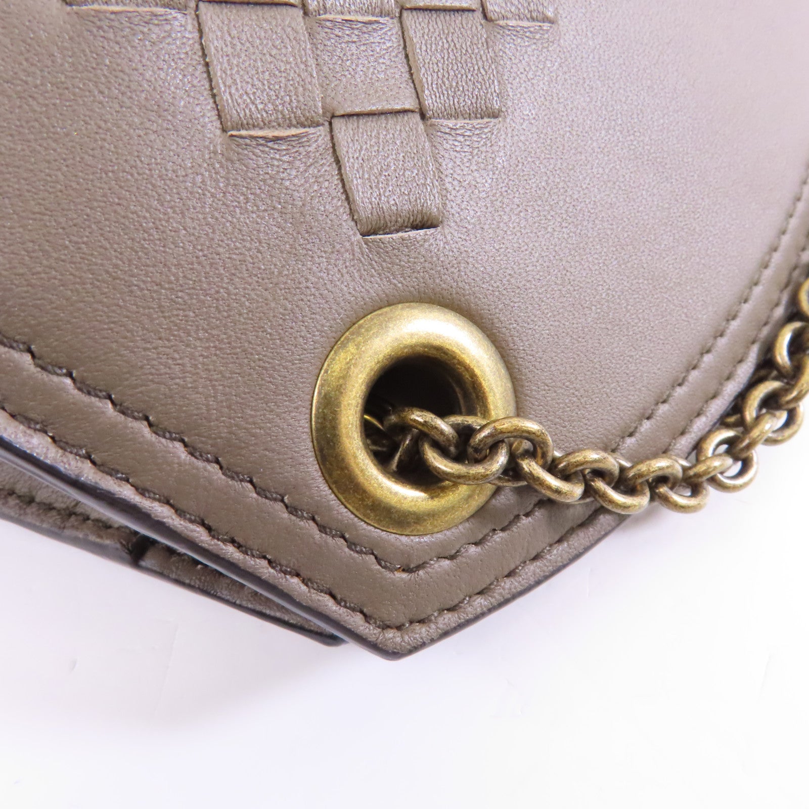 BOTTEGA VENETA 【激減優惠】羊皮皮革Chain Shoulder Bag金扣鏈帶肩背袋米灰色