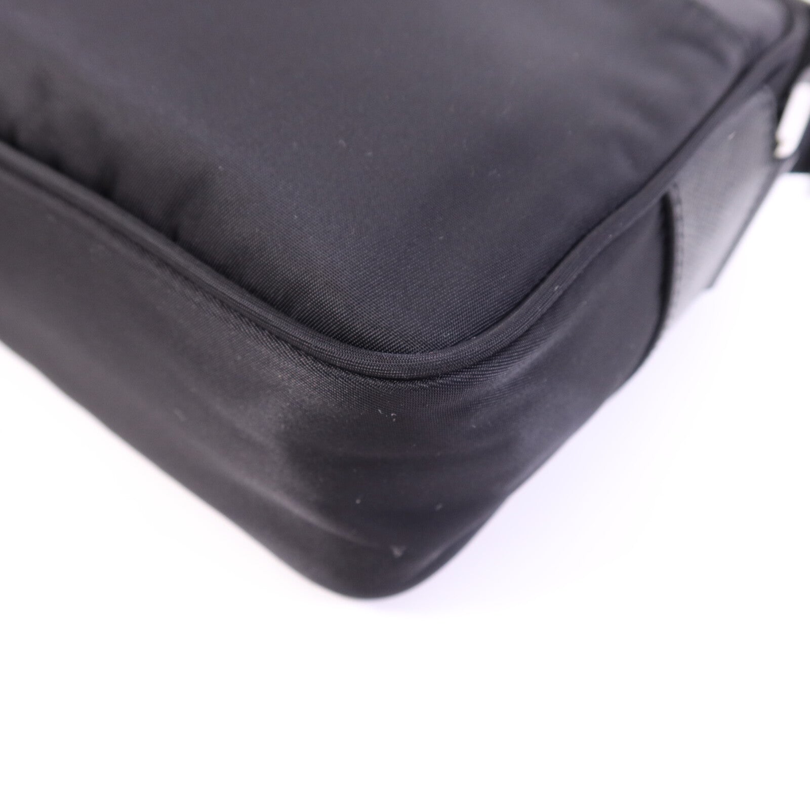 PRADA 尼龍Shoulder Bag銀扣肩背袋