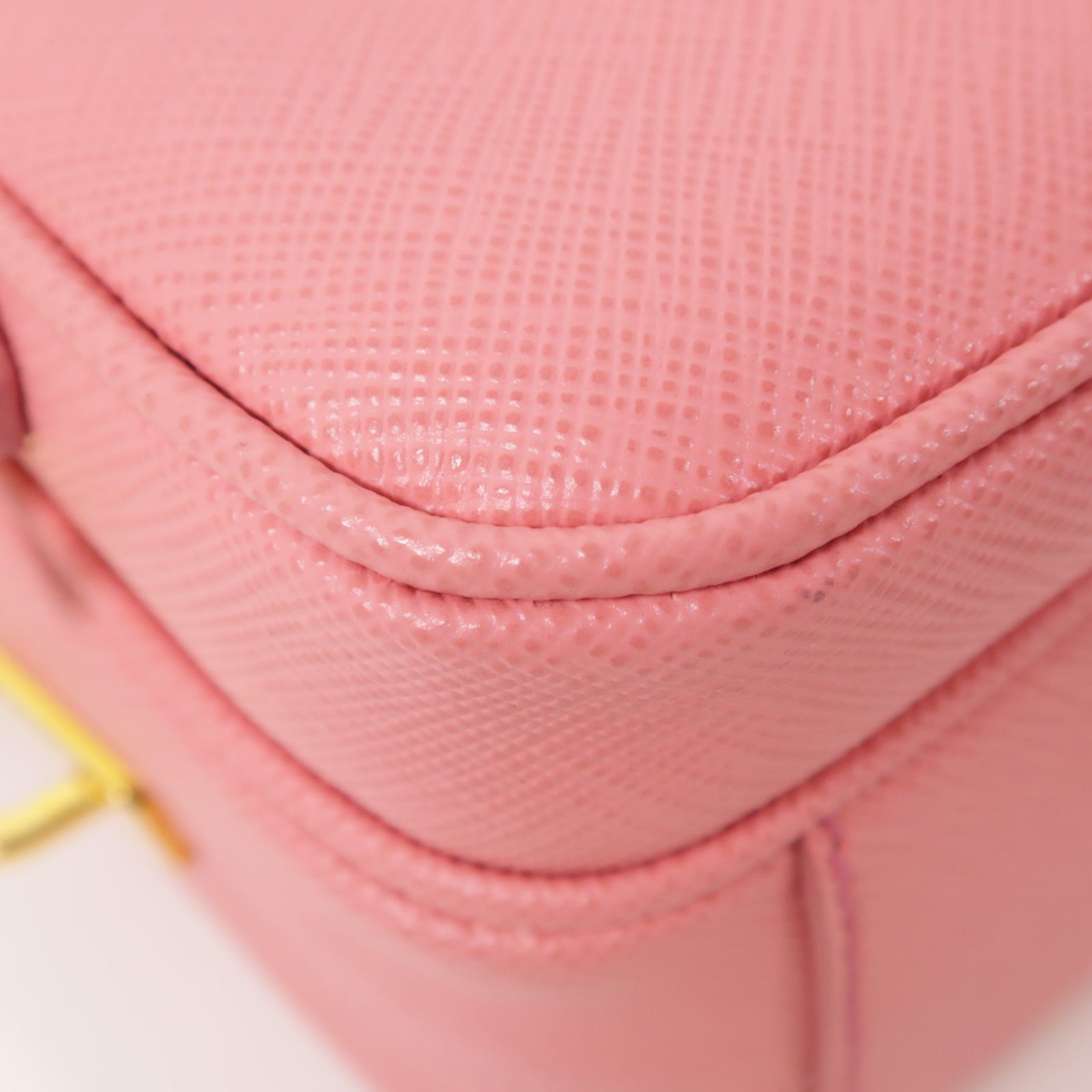 PRADA Saffiano皮革Shoulder Bag金扣肩背袋