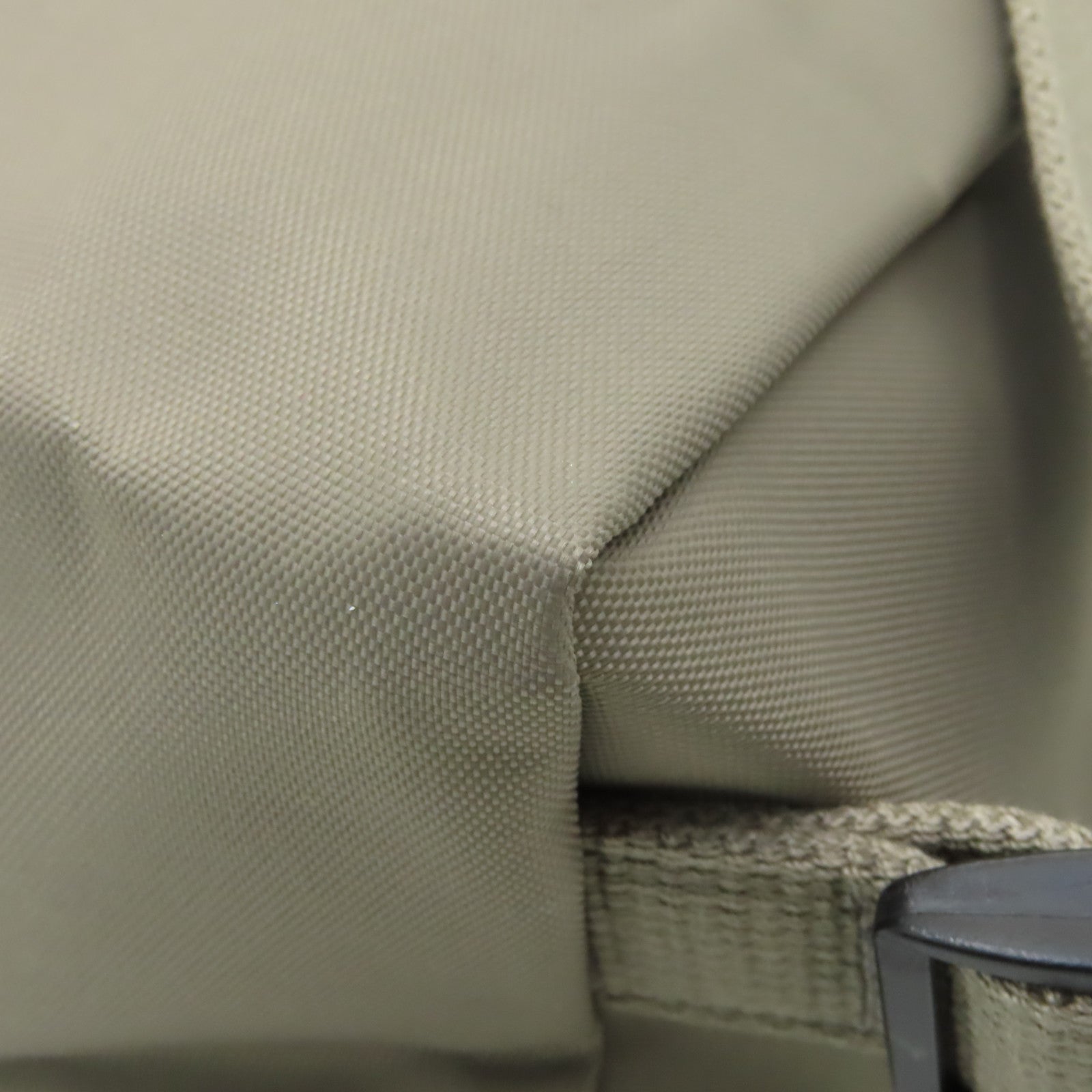Longchamp 【激減優惠】尼龍Backpack銀扣背包灰色